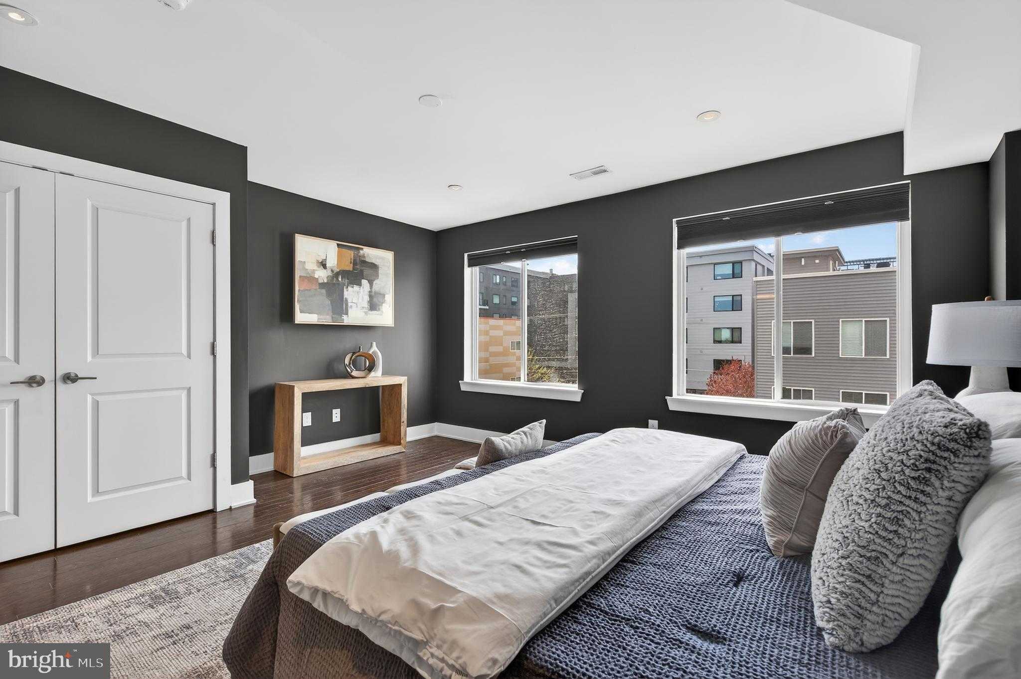 1918 E Letterly St # 2 photo 14