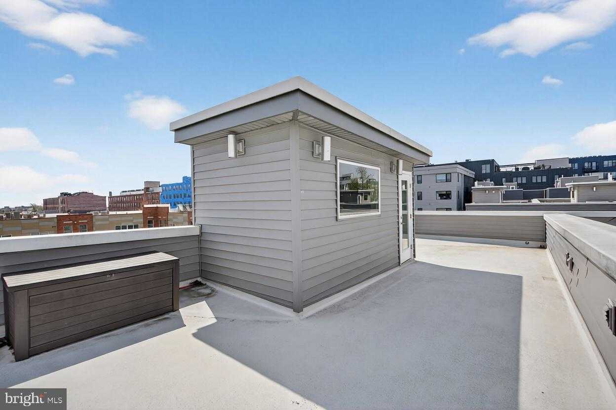 1918 E Letterly St # 2 photo 23