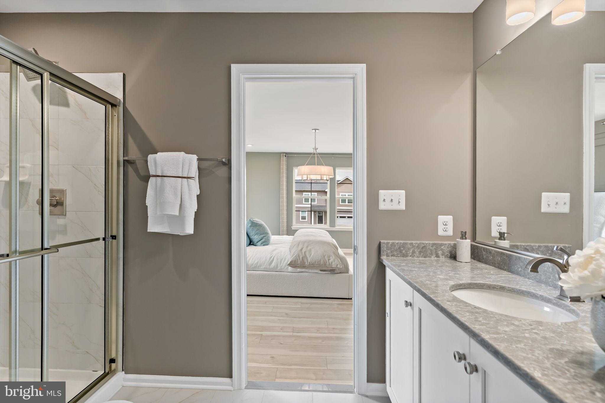 519 Fontana Cir photo 21