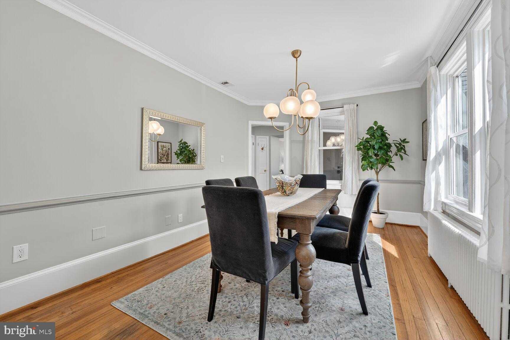 307 S Adams St photo 16