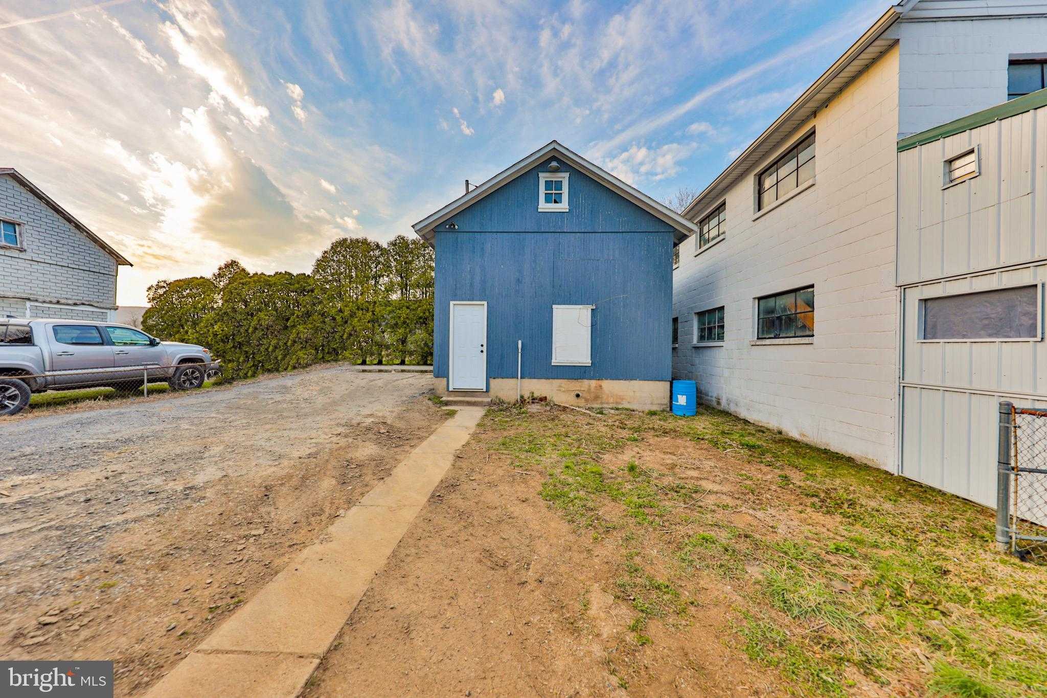 8809 Kings Hwy photo 84