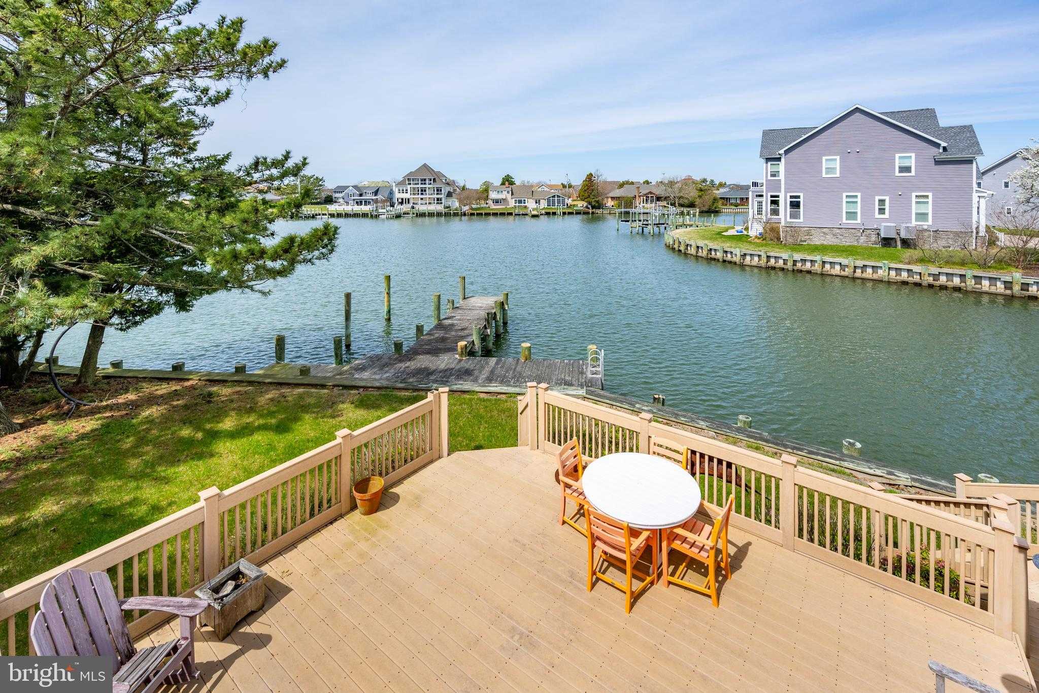 216 Kingfish Rd photo 34