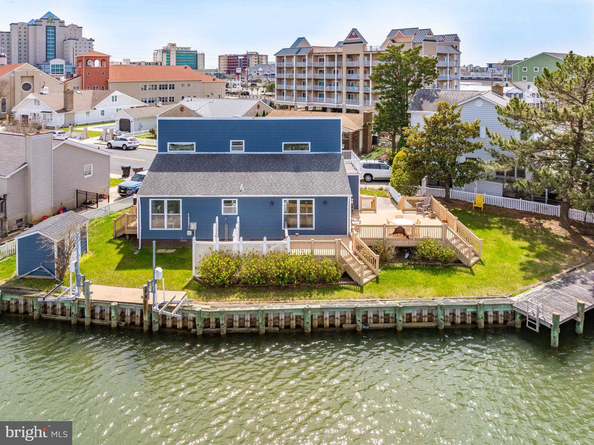 216 Kingfish Rd photo 8