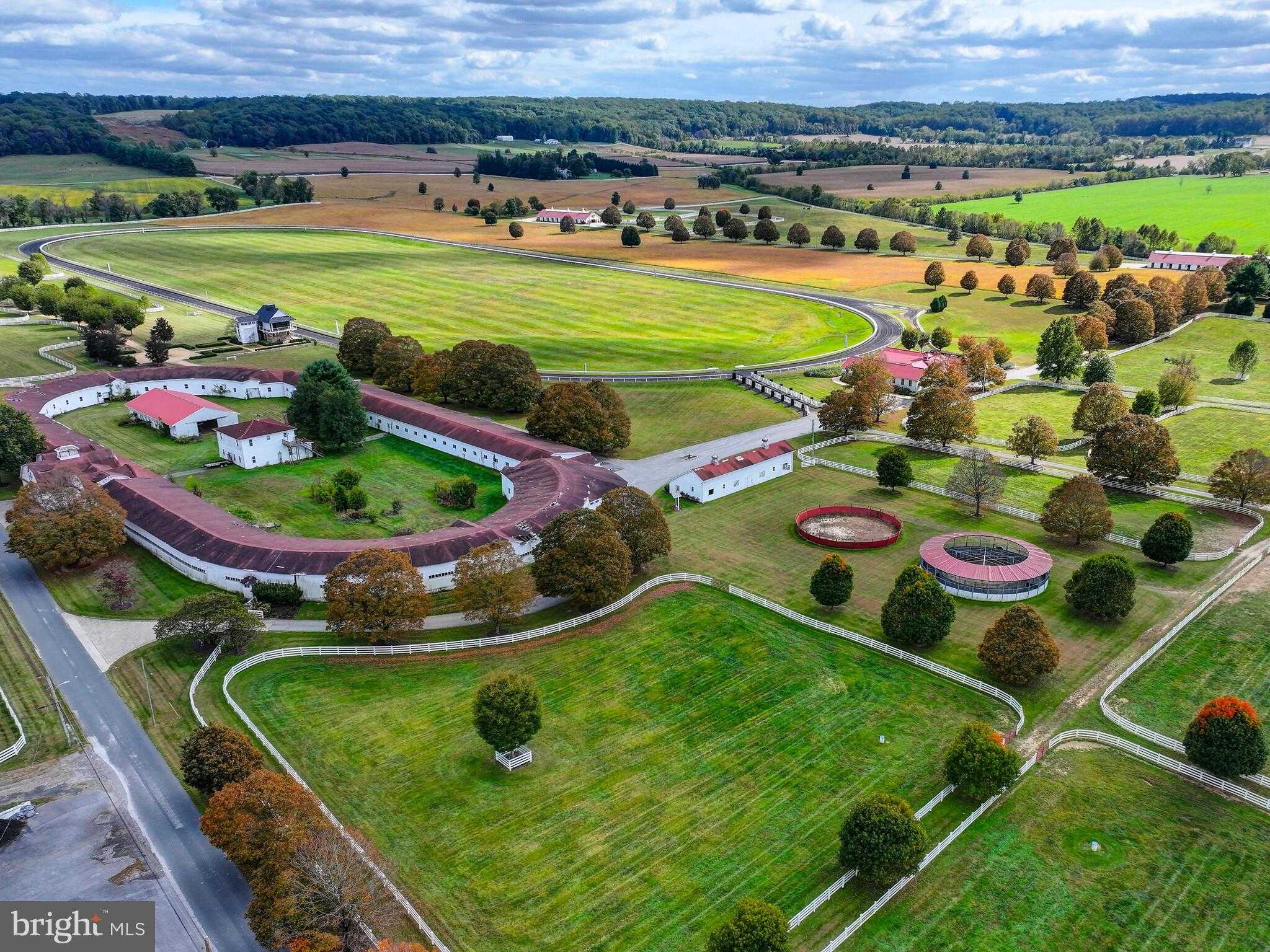 3366 Belmont Ave photo 84