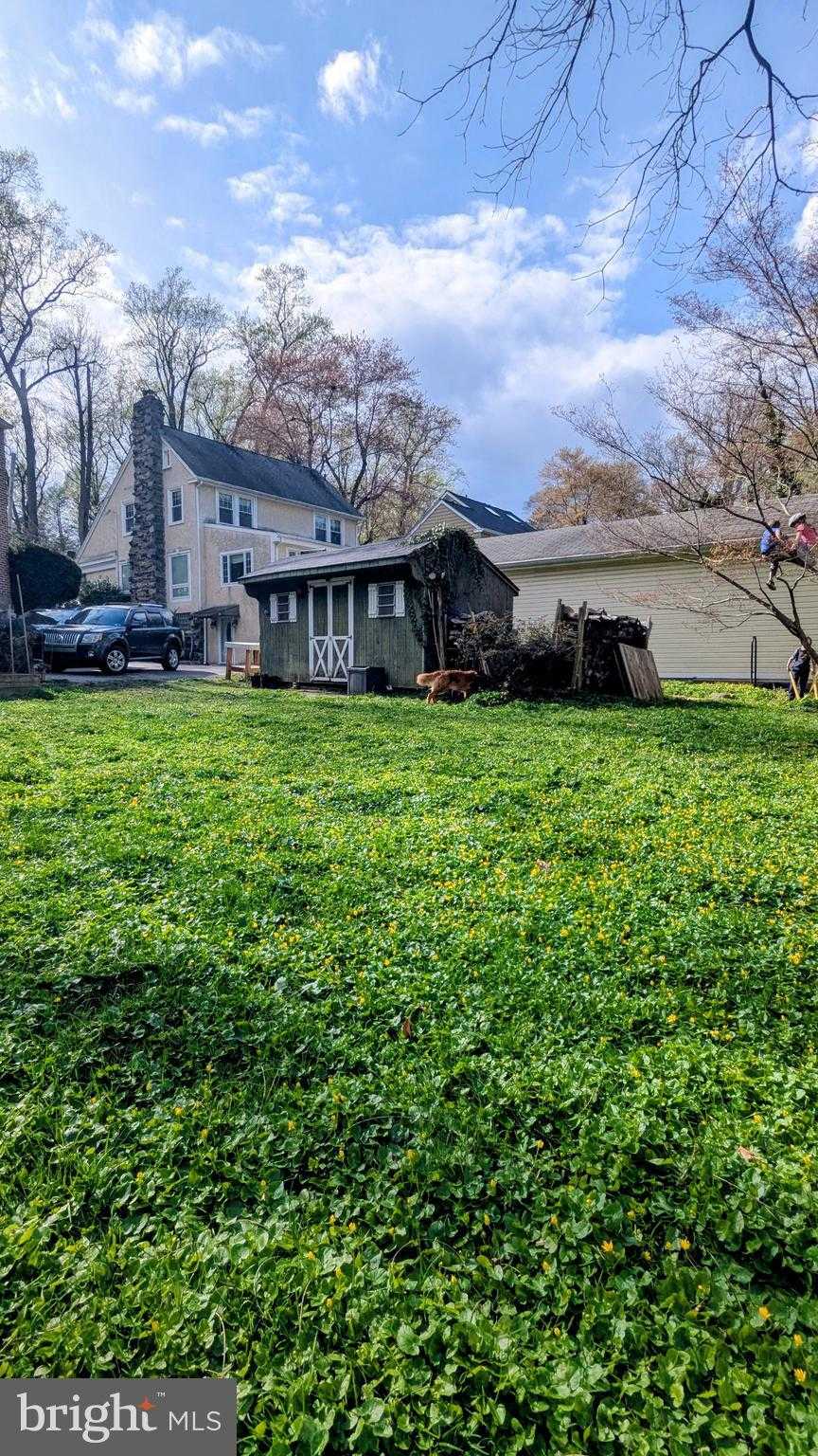 307 Valley Rd photo 4