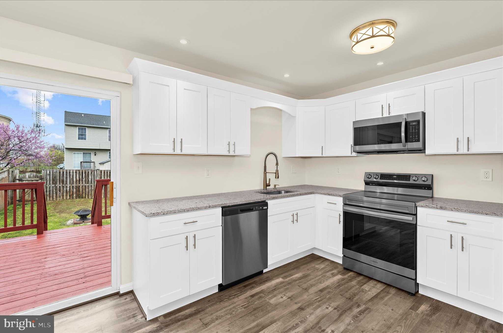 1326 Cypress St photo 14