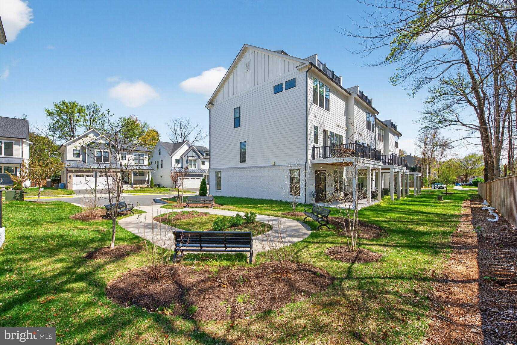 14665 Battery Ridge Ln photo 5