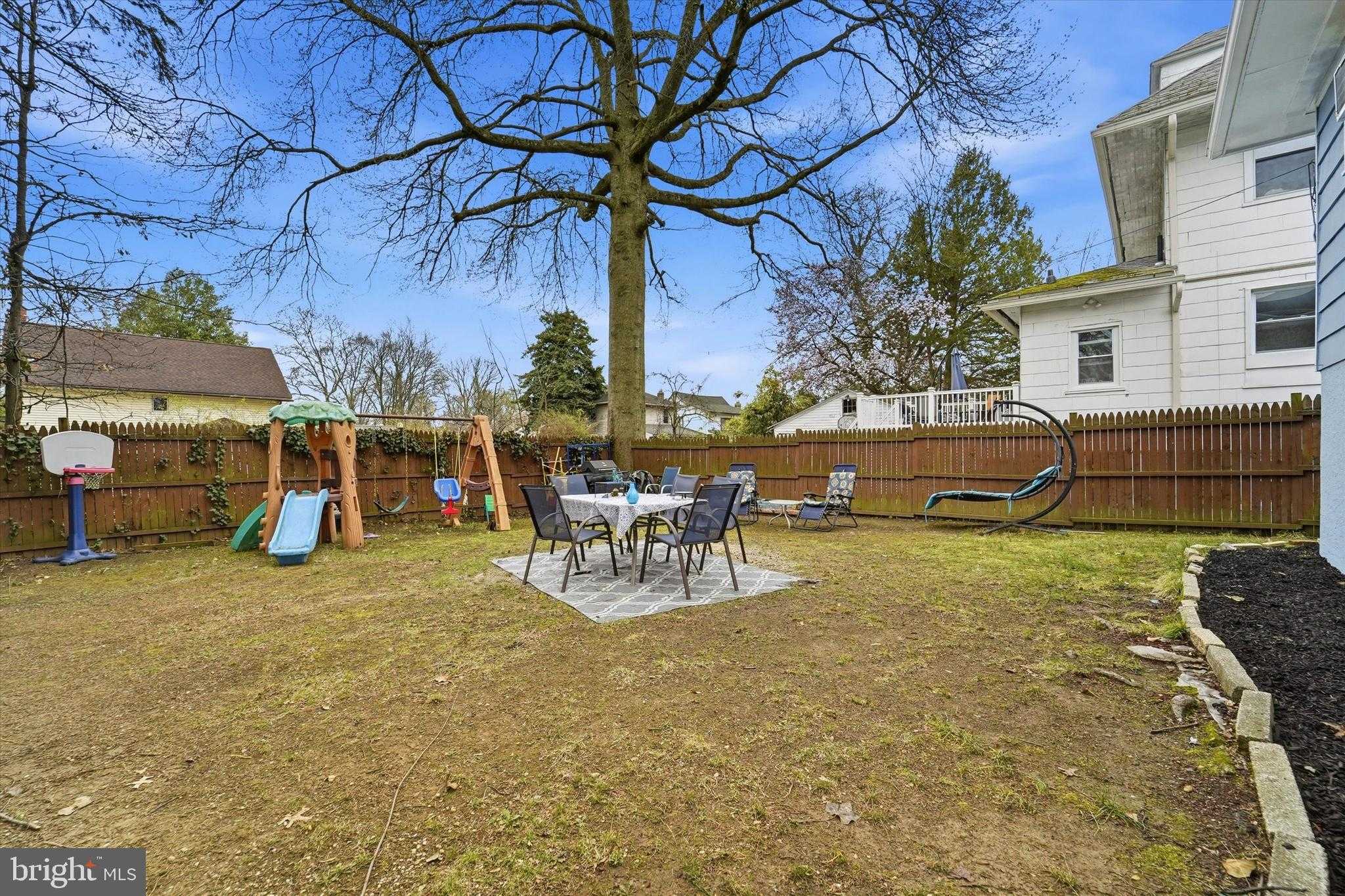 601 S Elmwood Ave photo 32