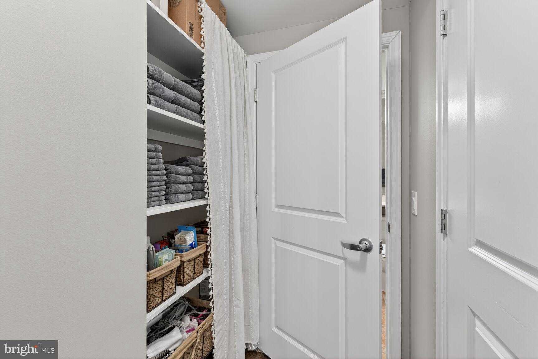 555 Massachusetts Ave NW photo 11