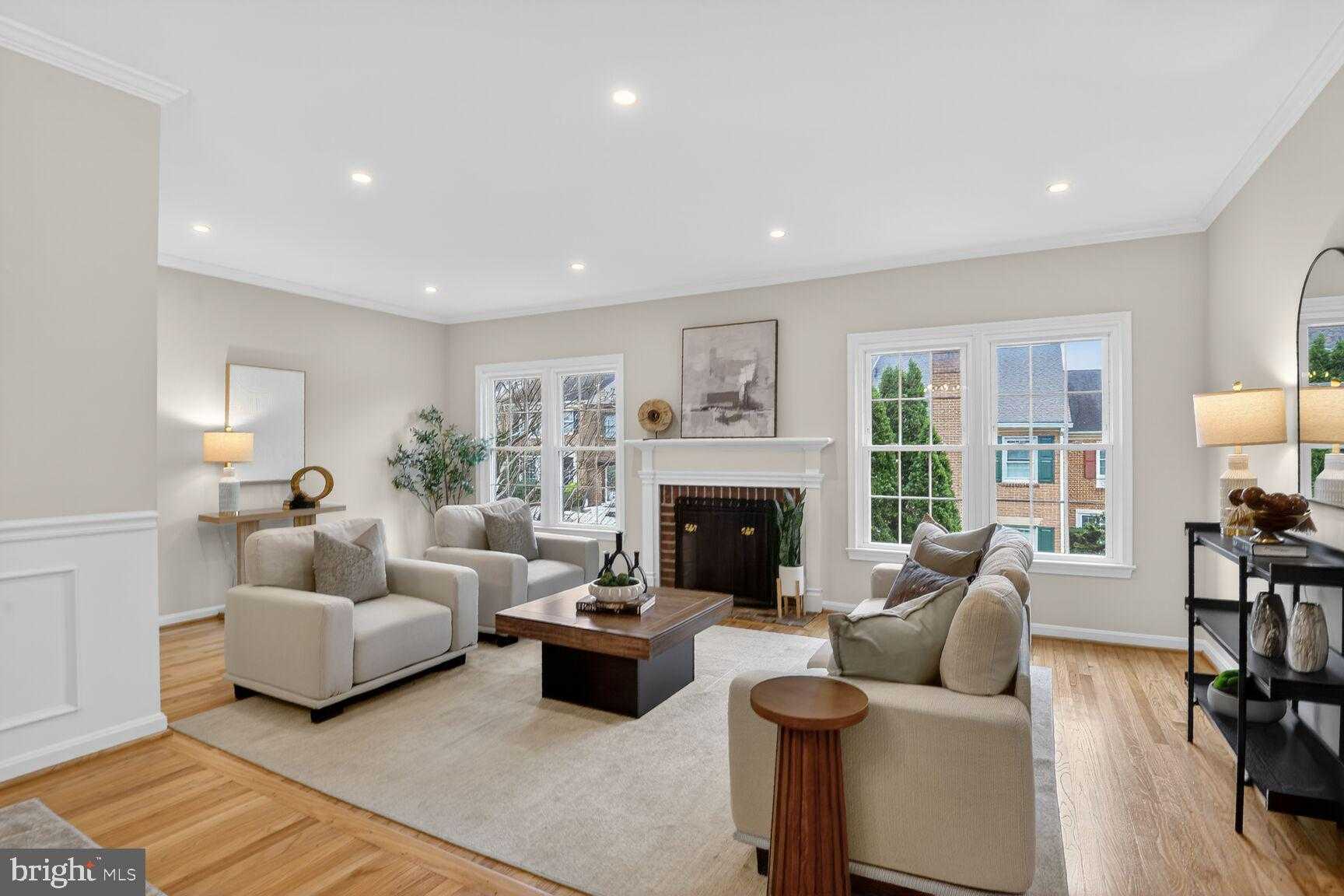 3005 Meeting St photo 2