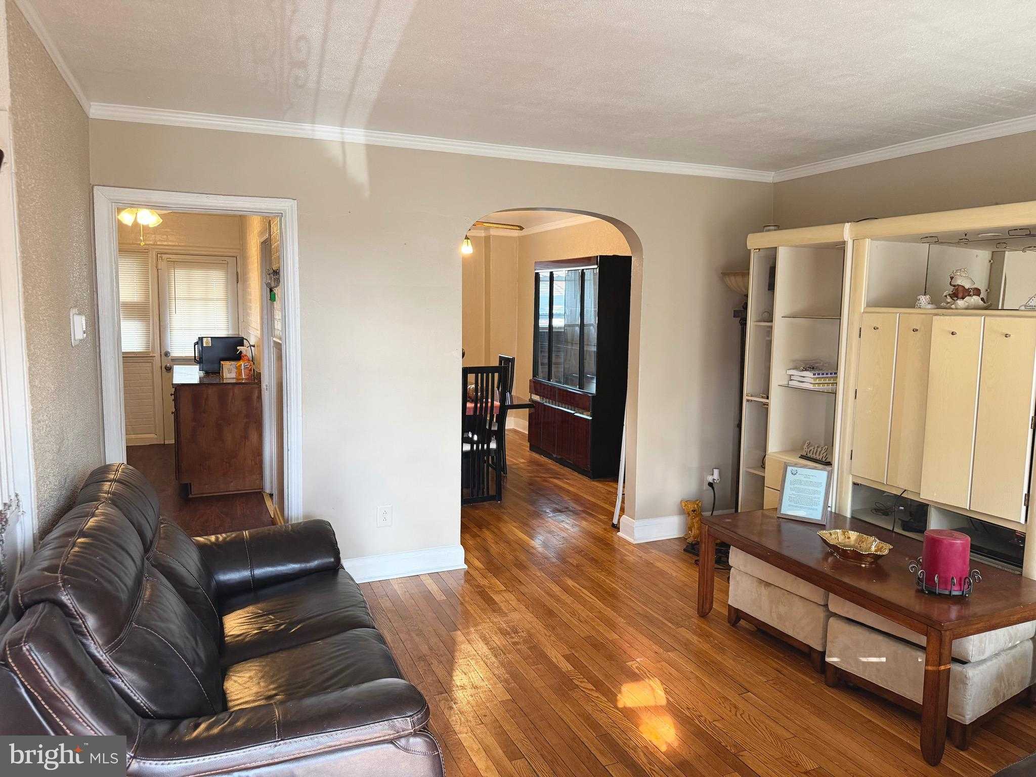 5415 Denmore Ave photo 3