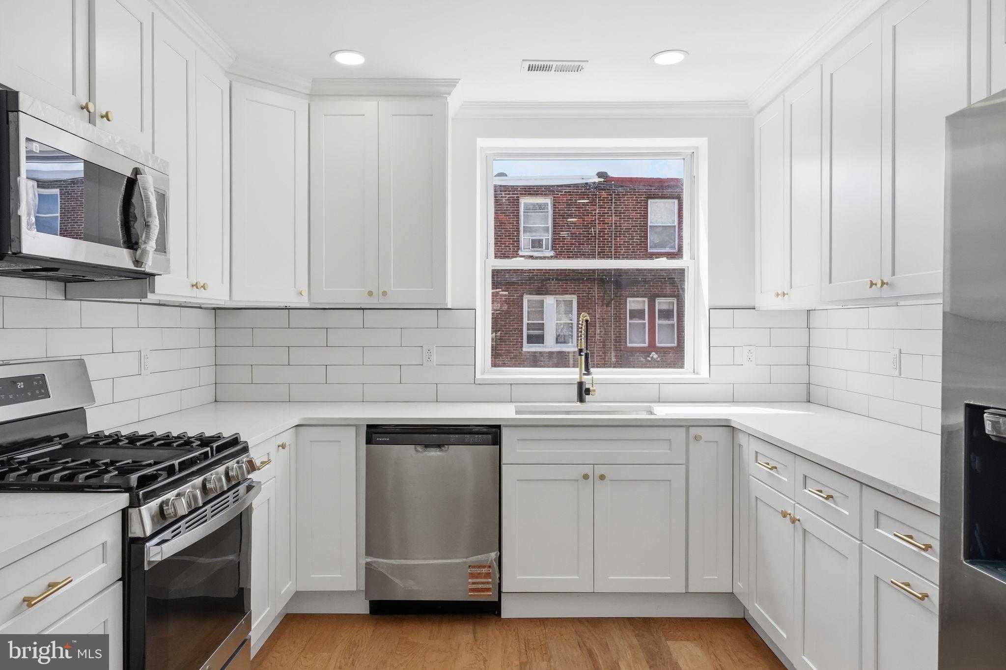 7856 Provident St photo 12