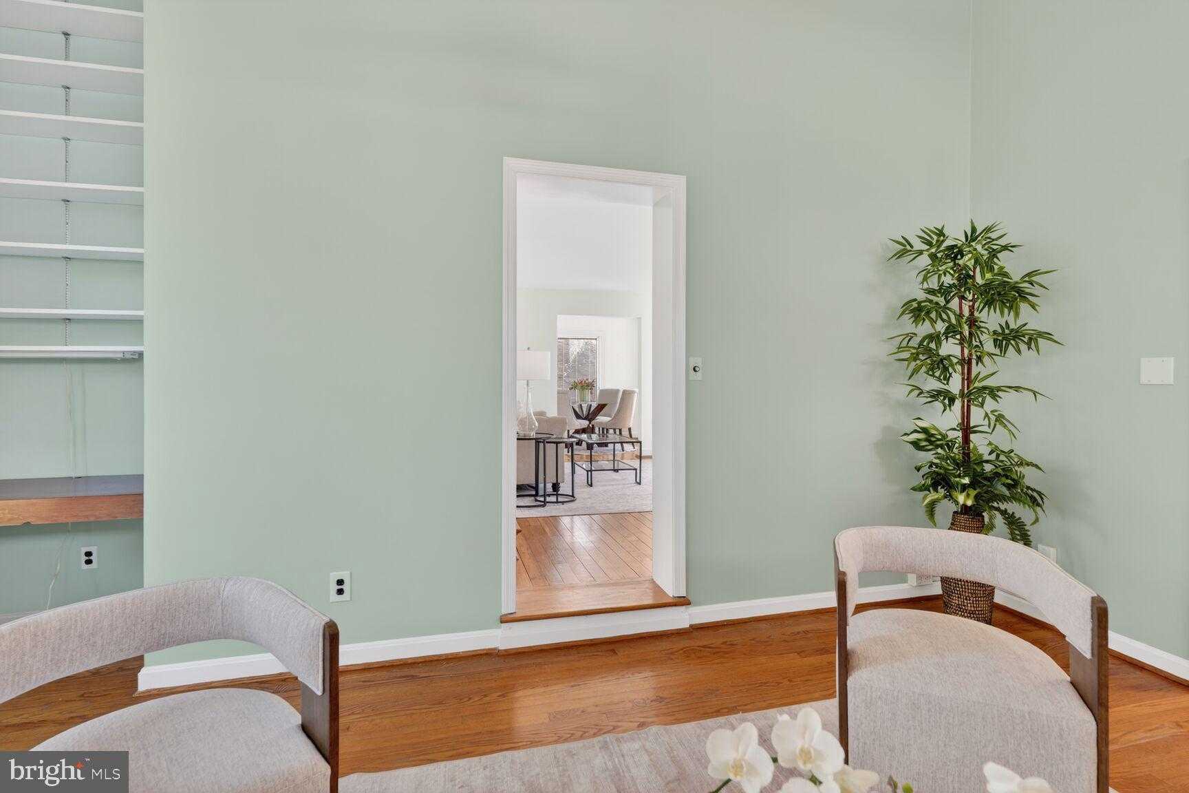 2633 N Florida St photo 9