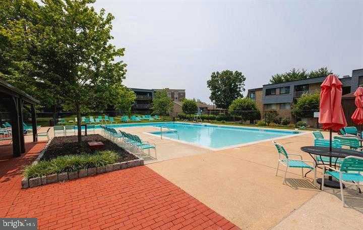 29 Stonehenge Cir Apt 2 photo 55