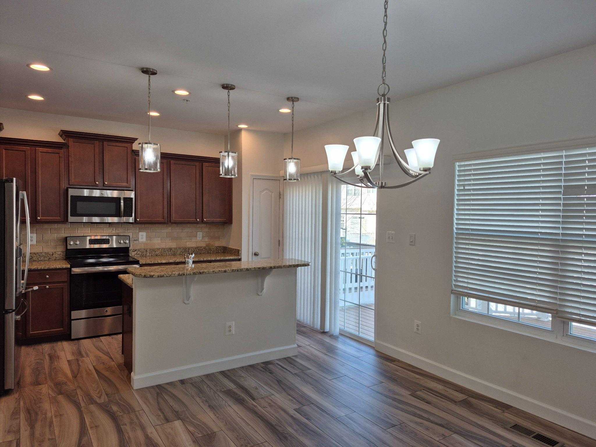 7525 Stonehouse Run Dr photo 13