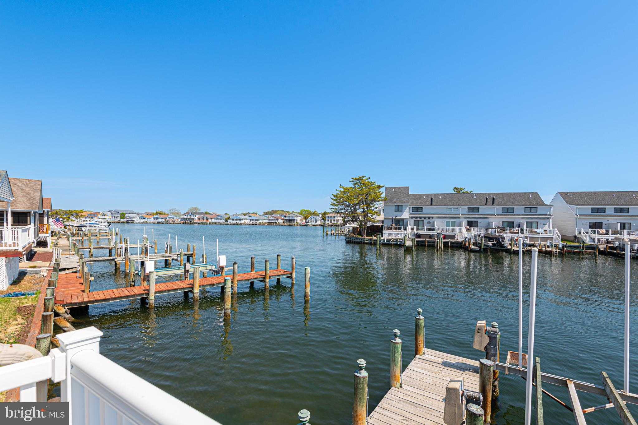 610 Gulf Stream Dr photo 39