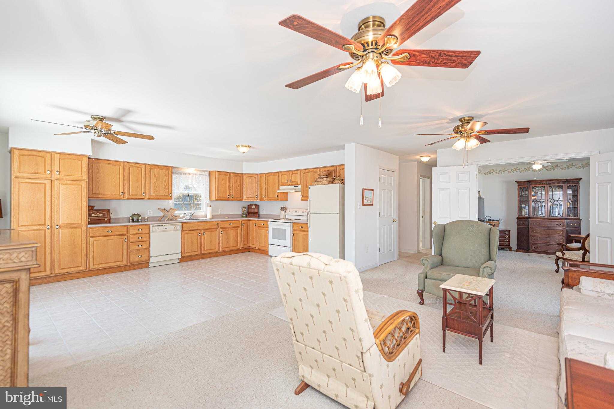 610 Gulf Stream Dr photo 9