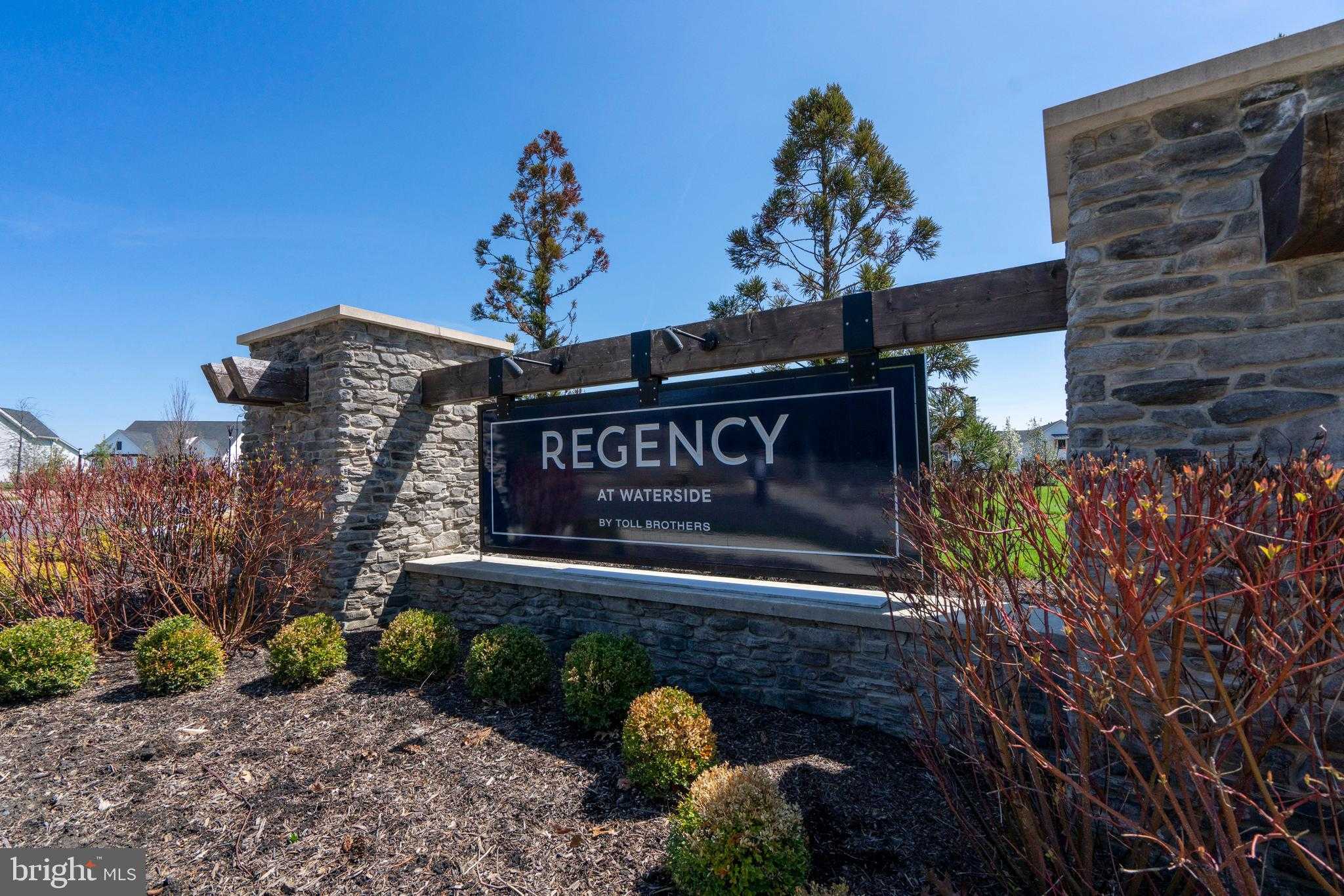 203 Gerry Way photo 2