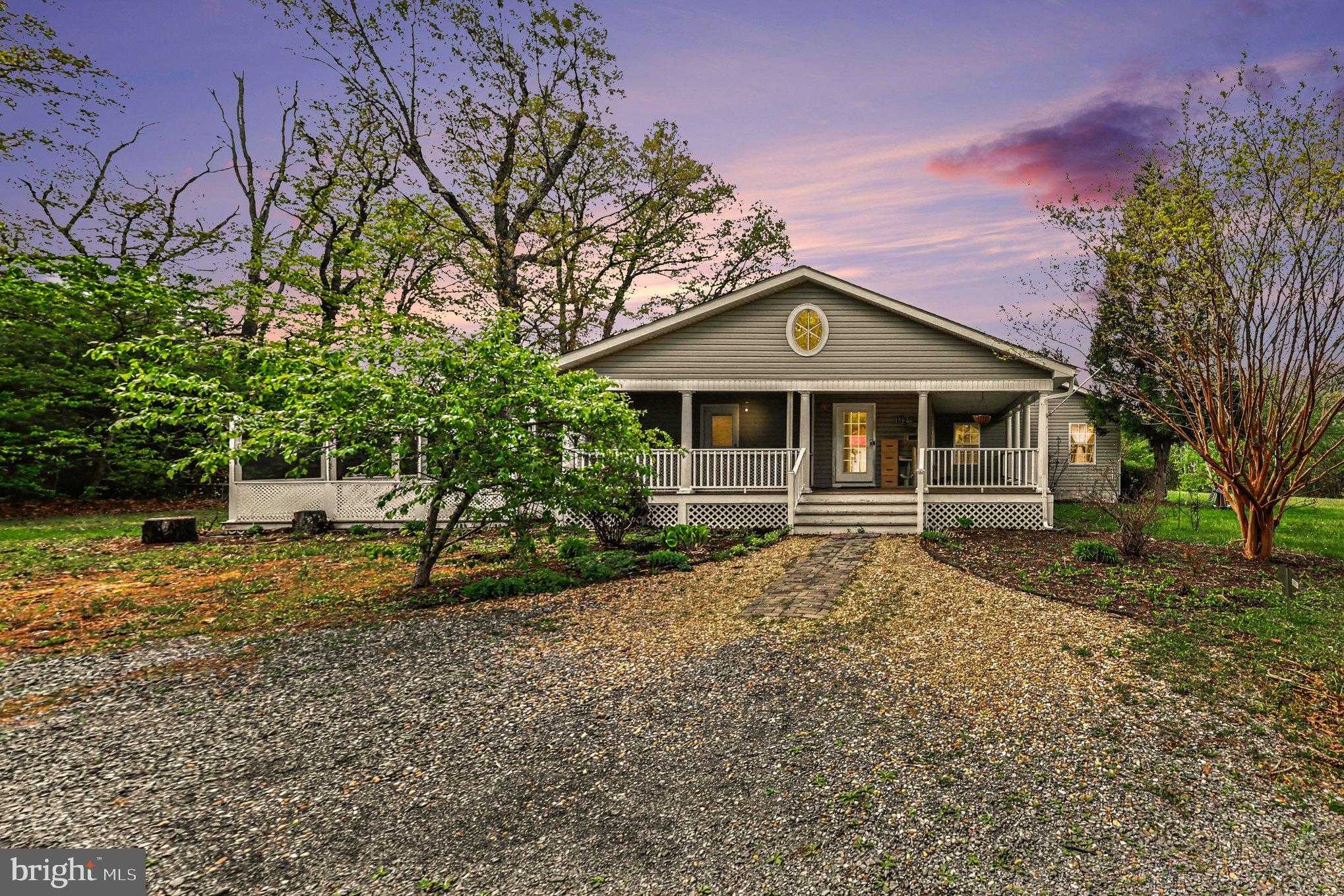 1564 Perry Rd, Winchester