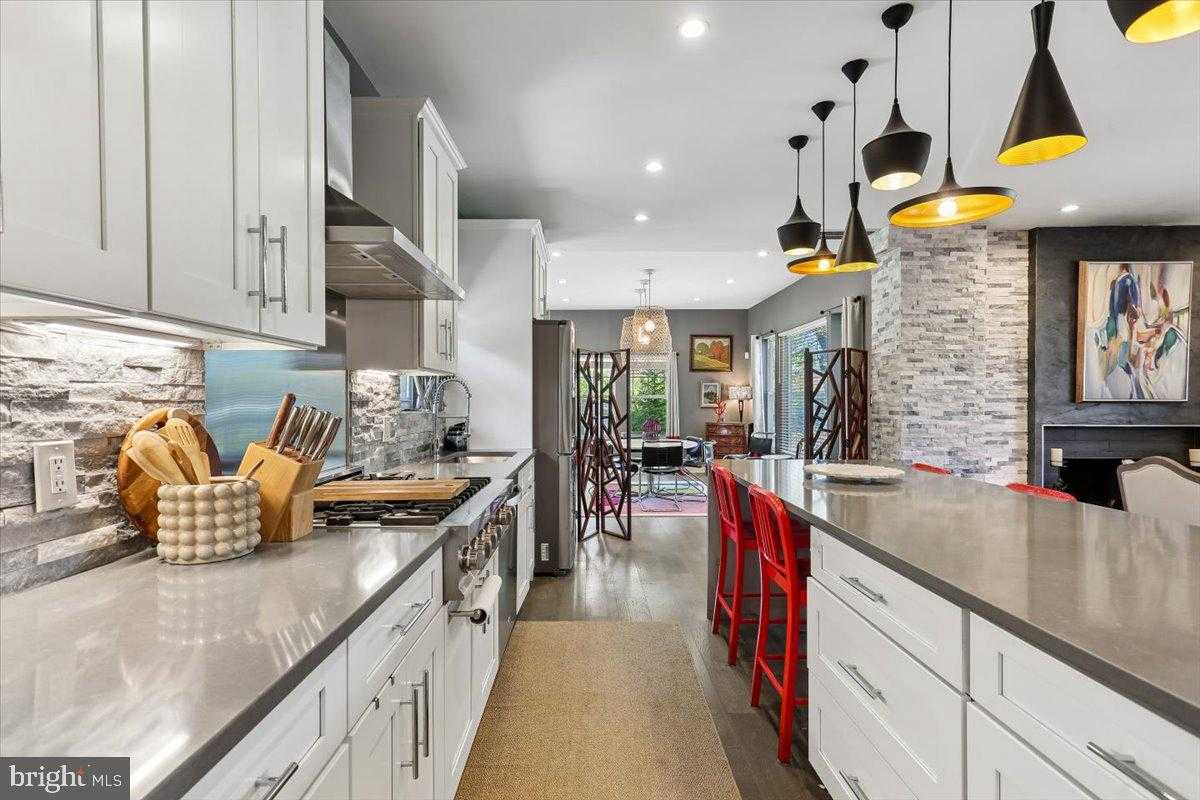 9410 Balfour CT photo 22