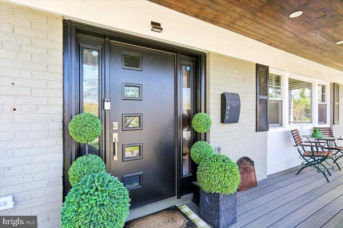 9410 Balfour CT photo 3