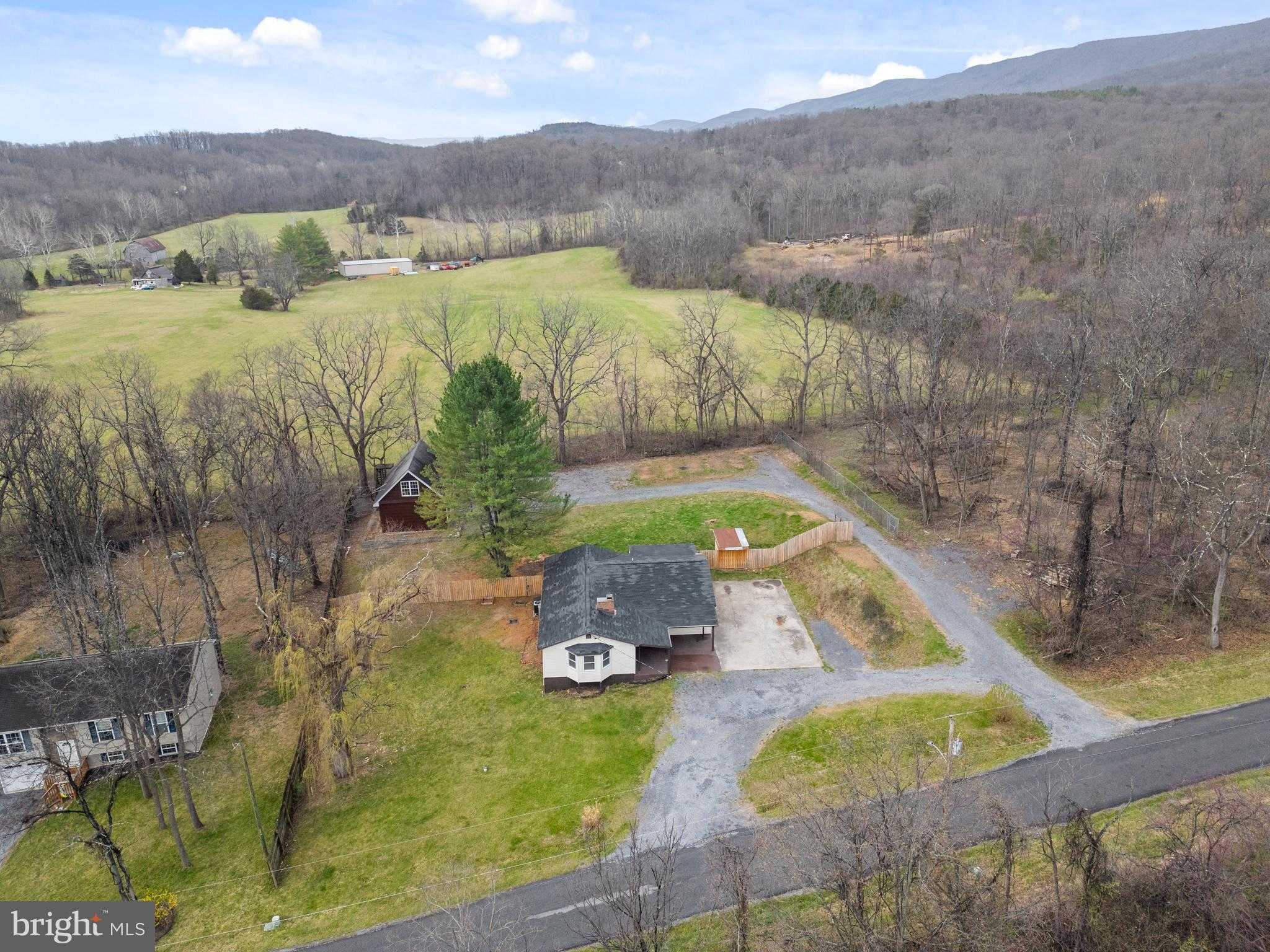 219 Potomak Trl photo 46