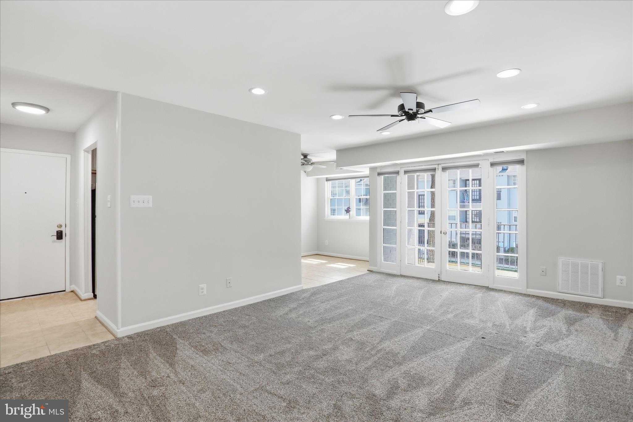 7097 Spring Garden Dr Unit 101 photo 17