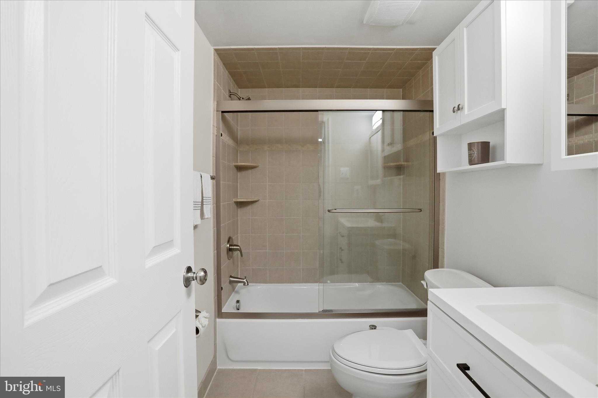 7097 Spring Garden Dr Unit 101 photo 28
