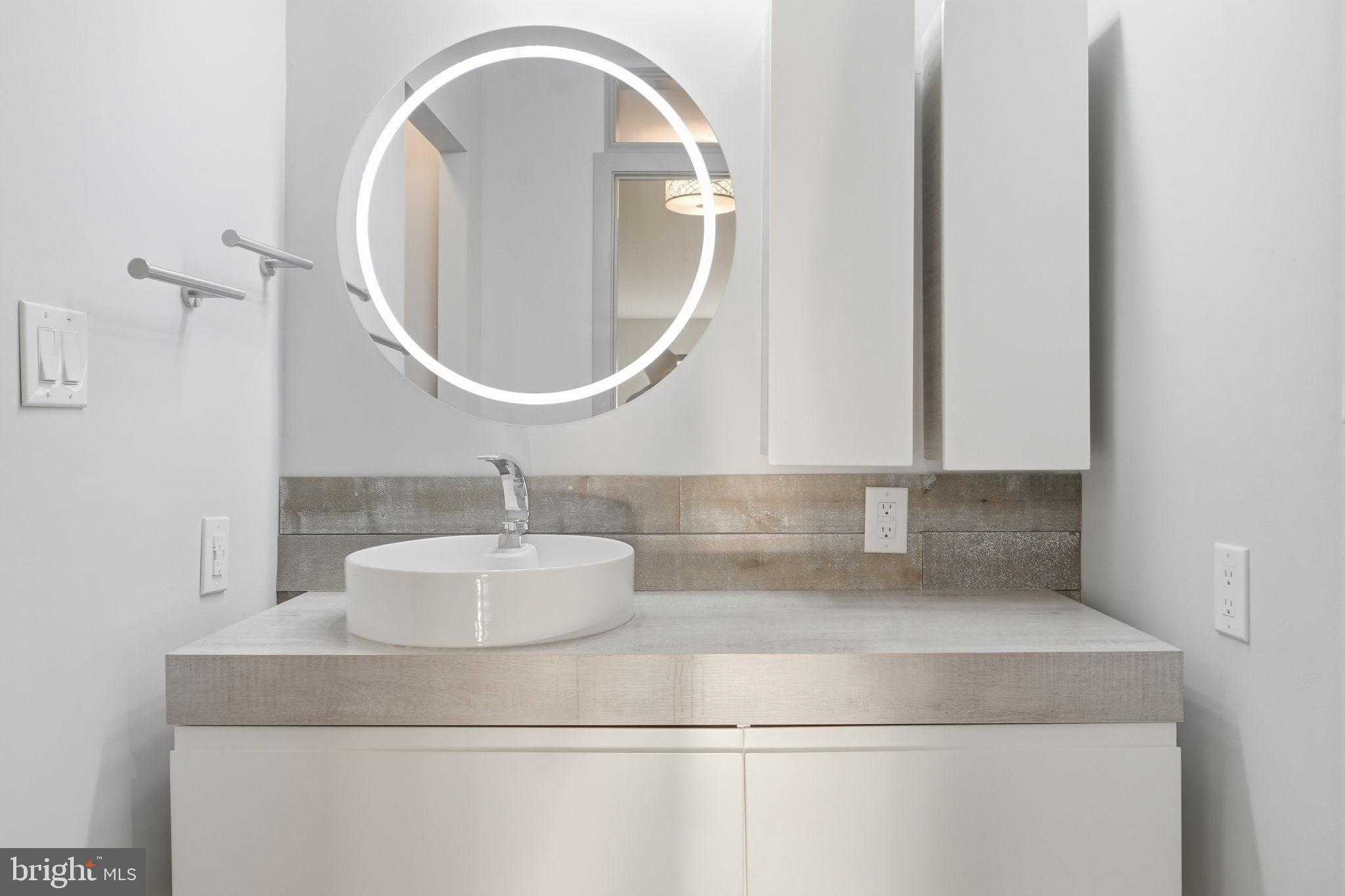 8340 Greensboro Dr Unit 1007 photo 28