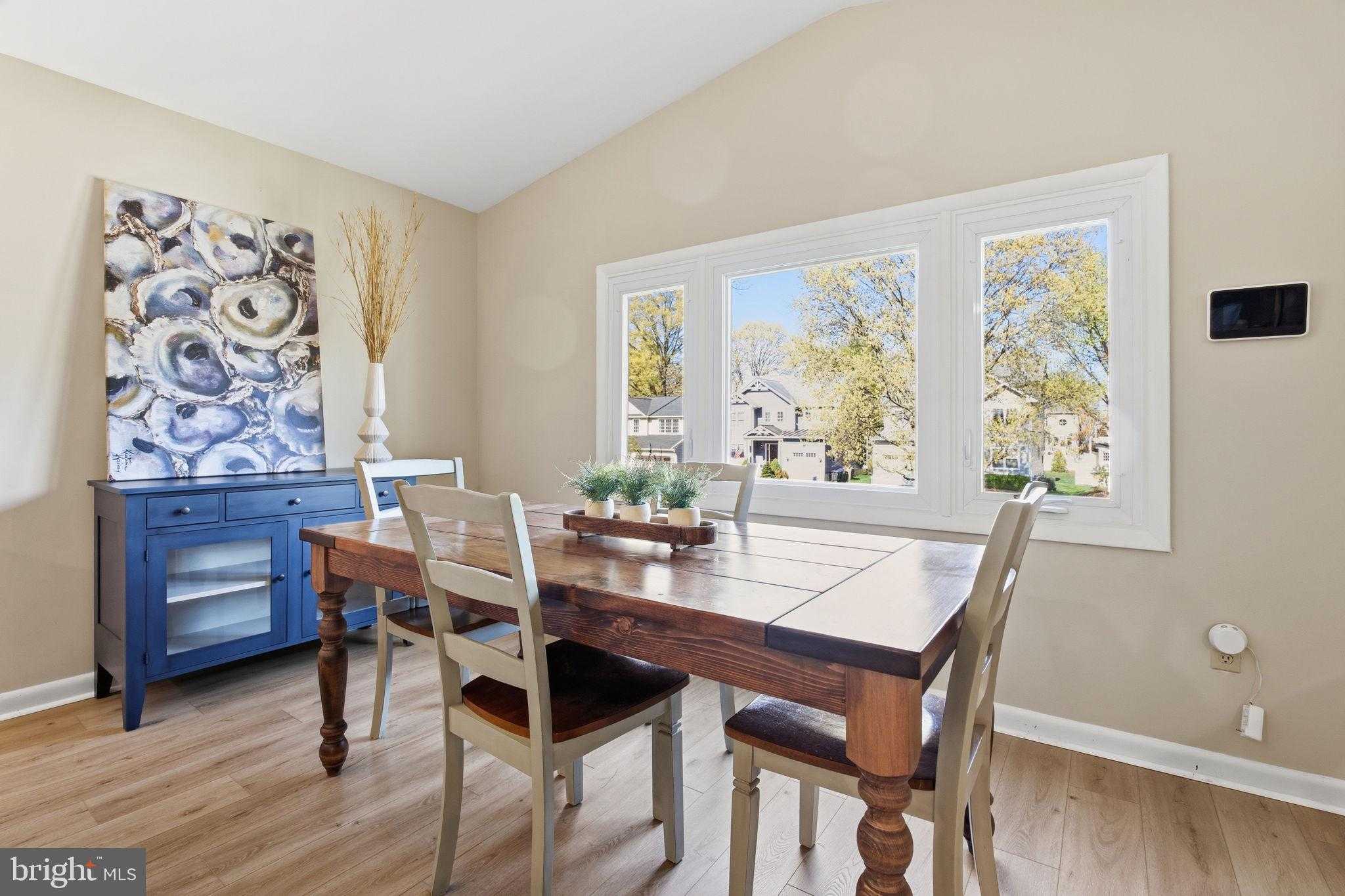 191 S Southwood Ave photo 3