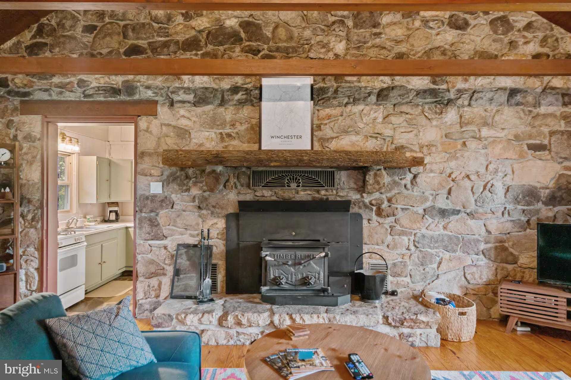 105 Apache Trl photo 6