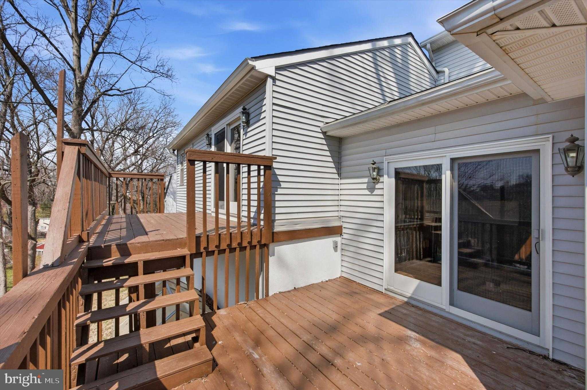 516 Anderson Ave photo 29