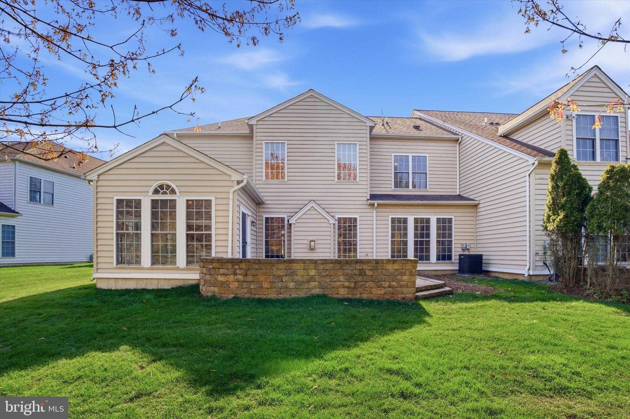 371 Primrose Dr photo 34