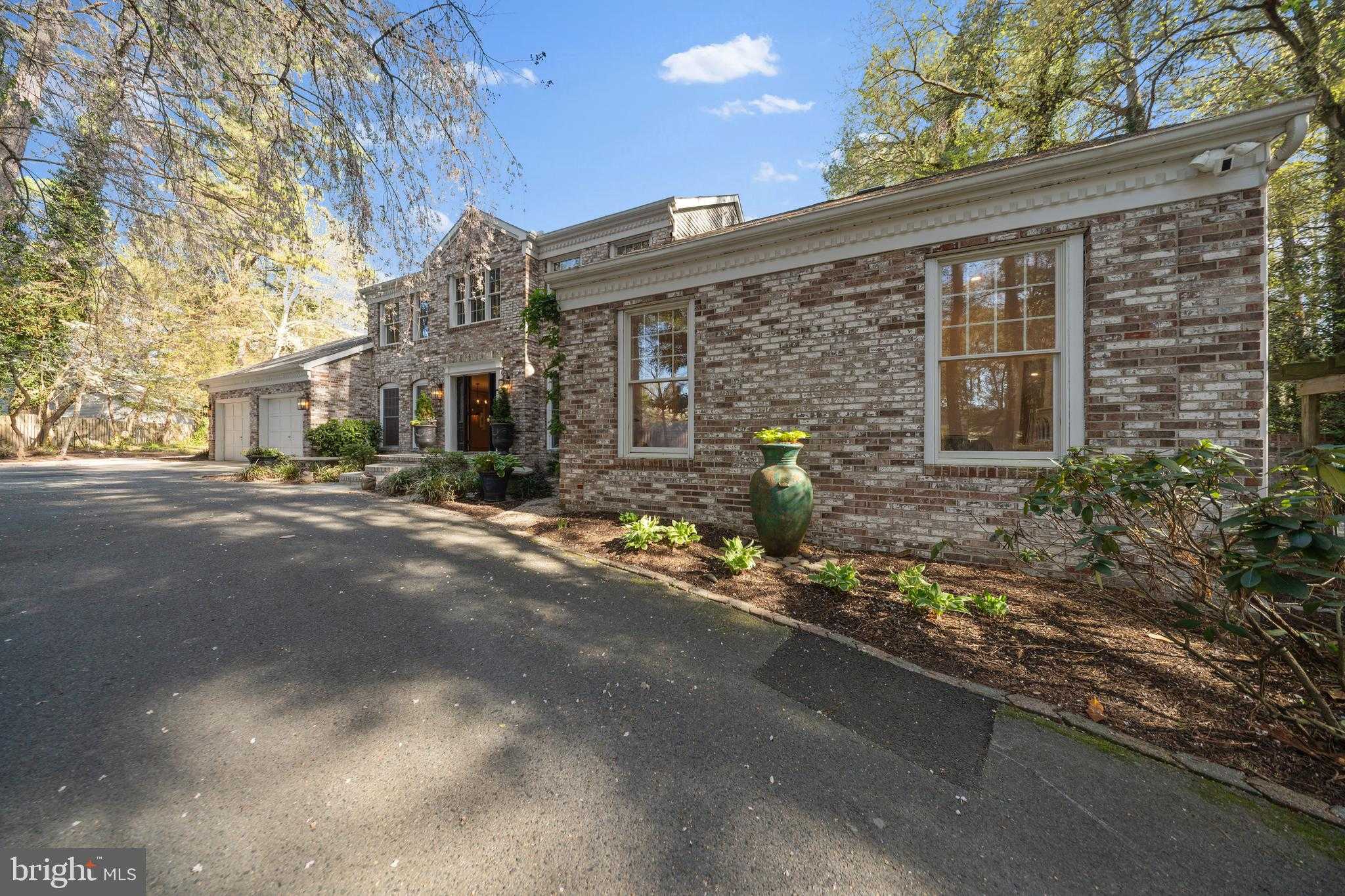 453 Rolling Rd photo 68