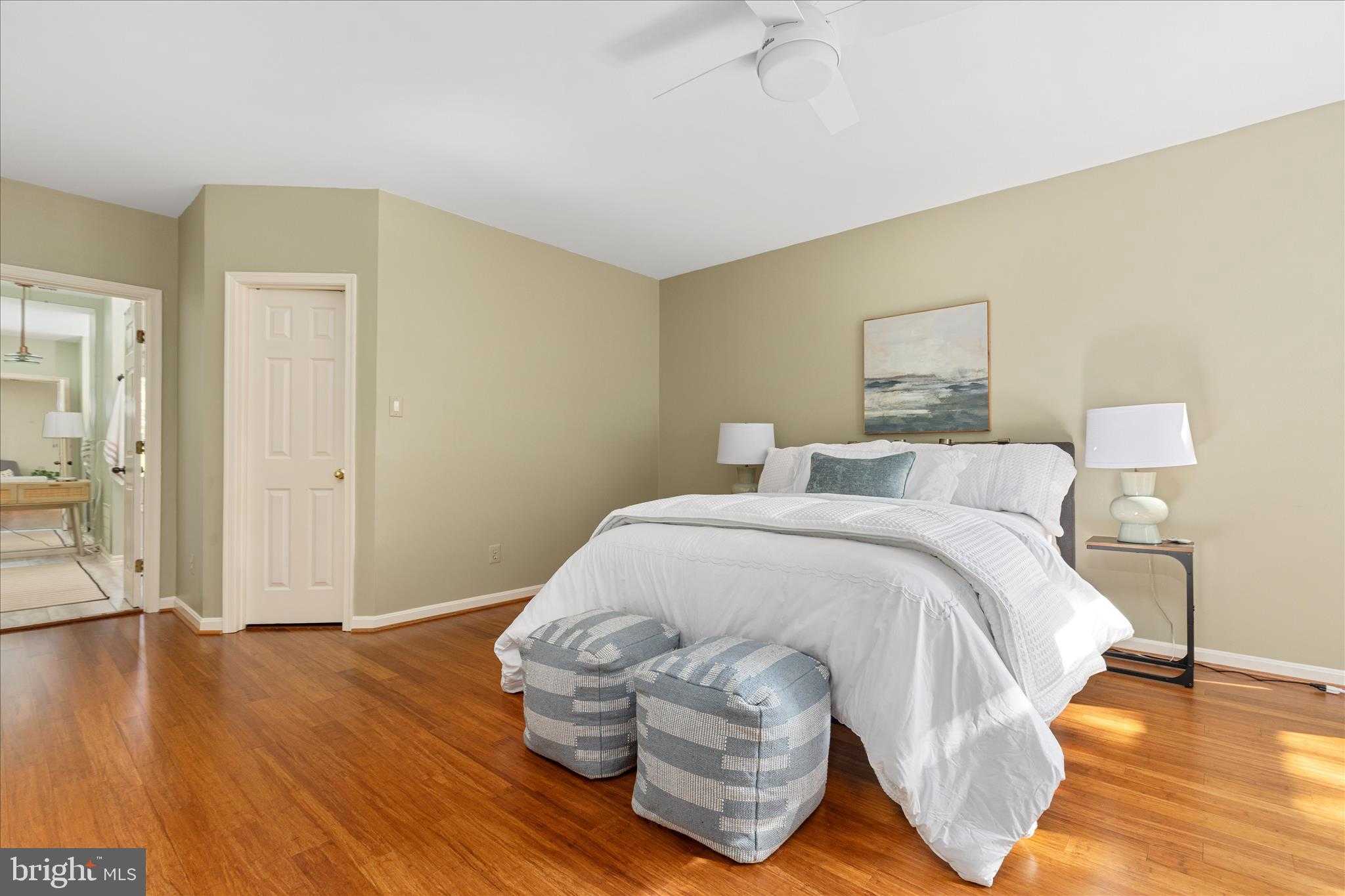 9107 Meadowcreek Ln photo 14