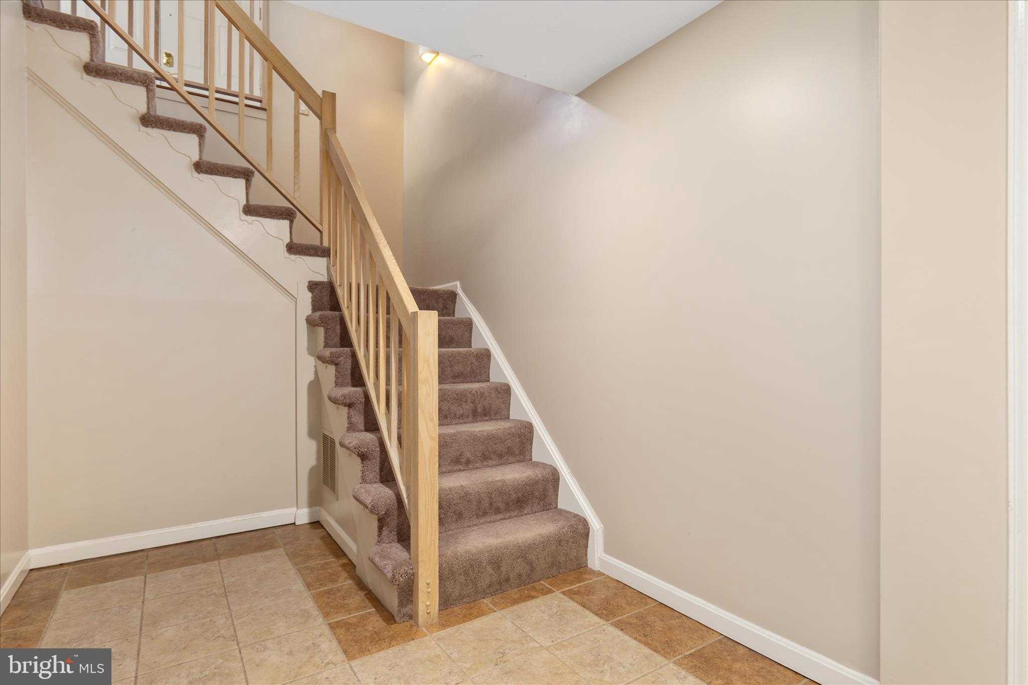 9107 Meadowcreek Ln photo 33