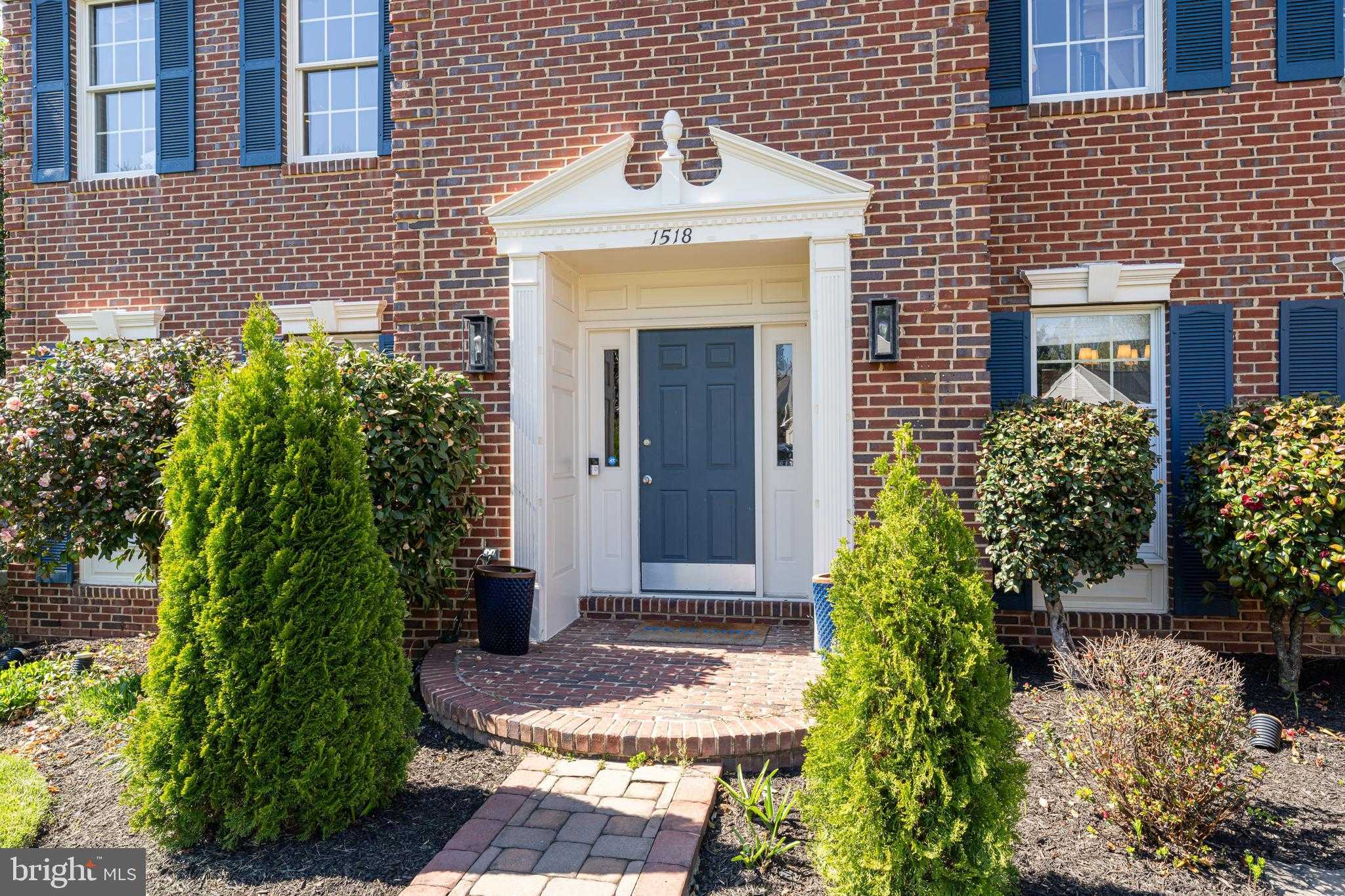 1518 Thurber St photo 4