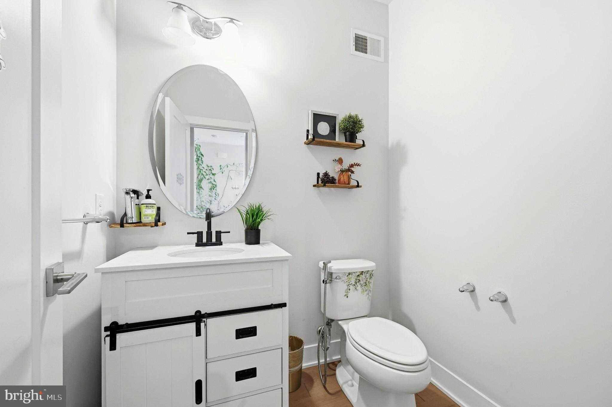 253 Iris Ln photo 16