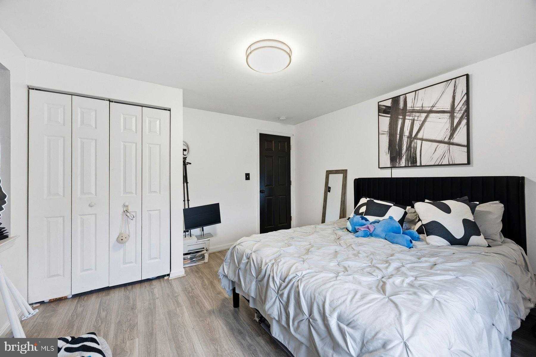 3805 Ridgecroft Rd photo 18