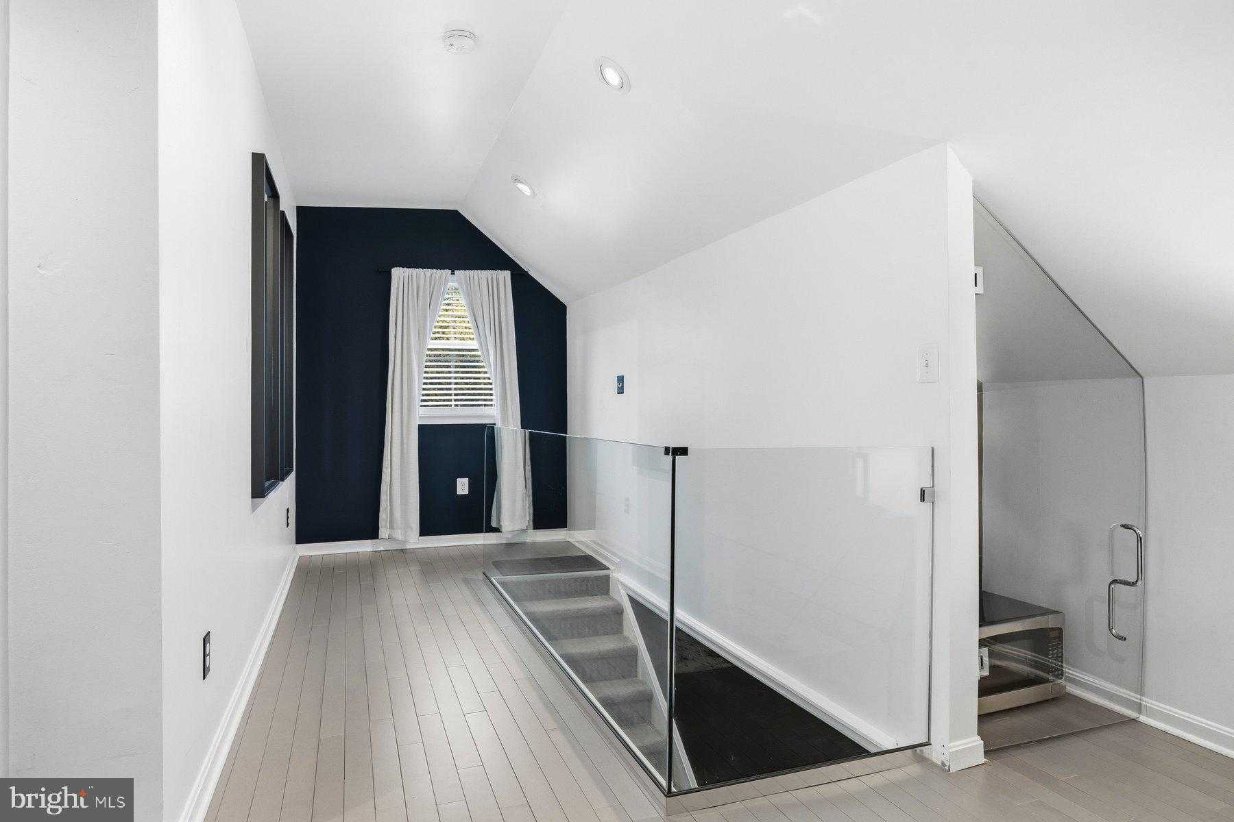 3805 Ridgecroft Rd photo 22