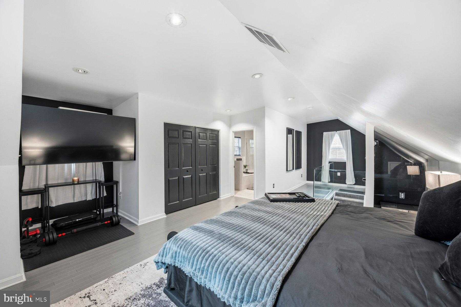 3805 Ridgecroft Rd photo 26