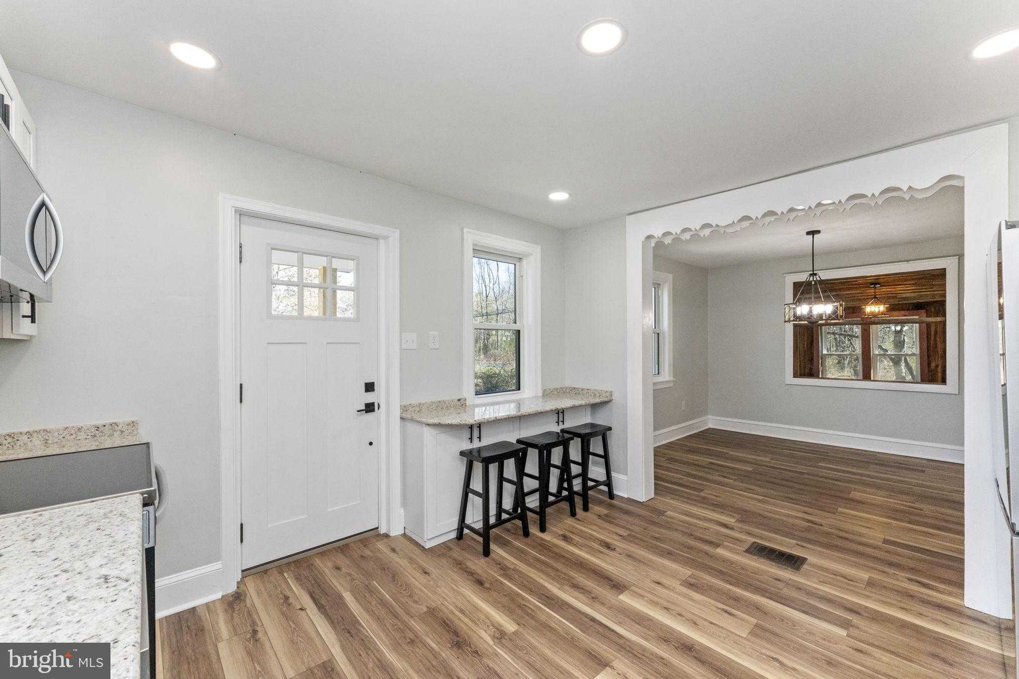 2042 Upper Ridge Rd photo 10