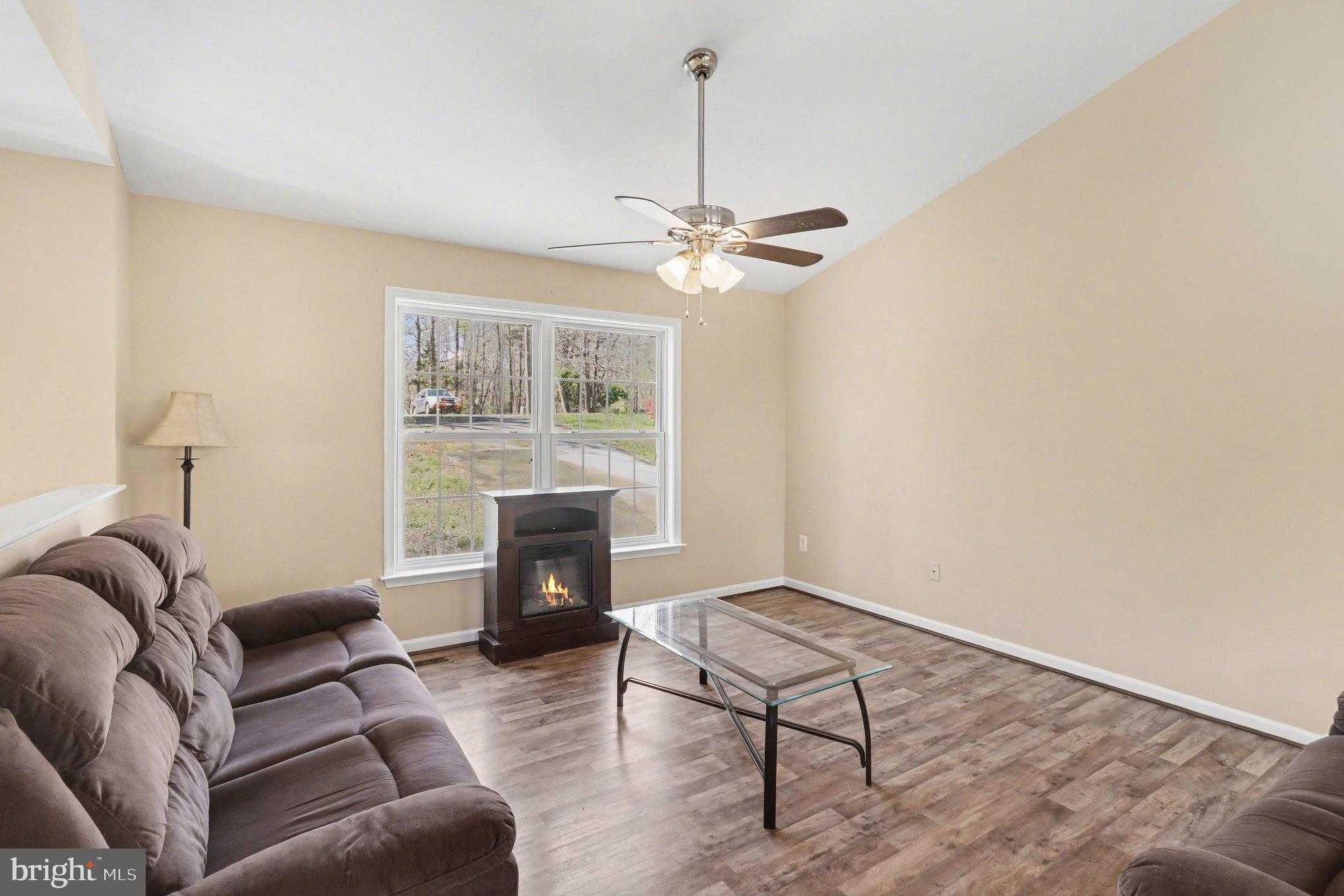 876 Campers Ln photo 7