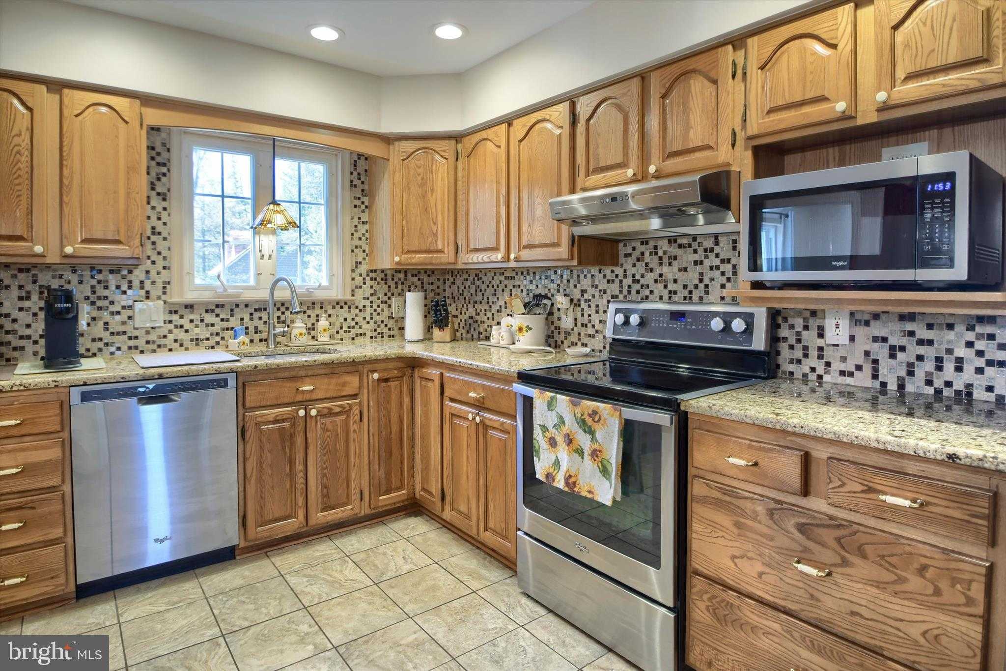 106 Gertrude Dr photo 35