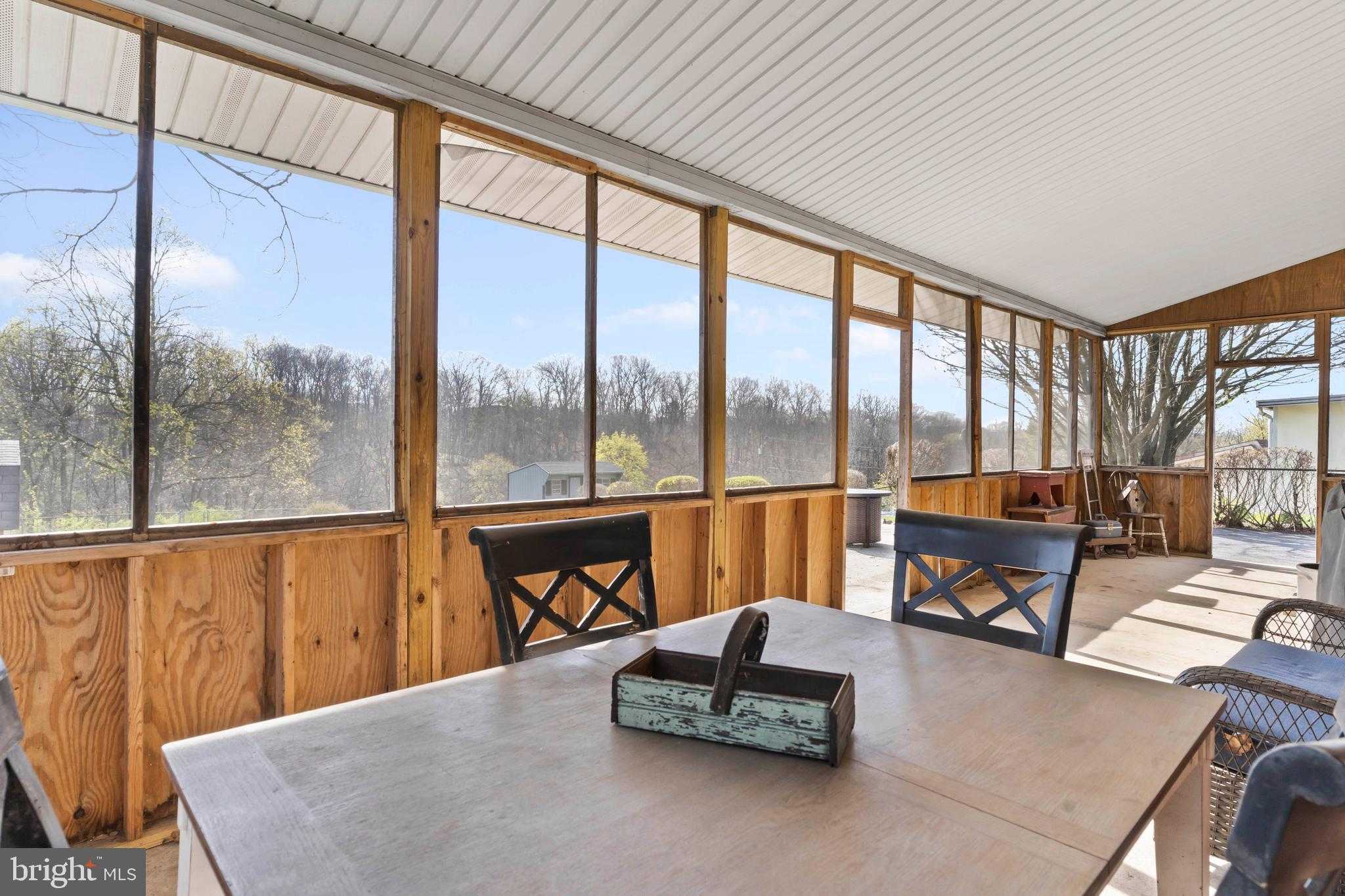 2691 Spring Rd photo 30