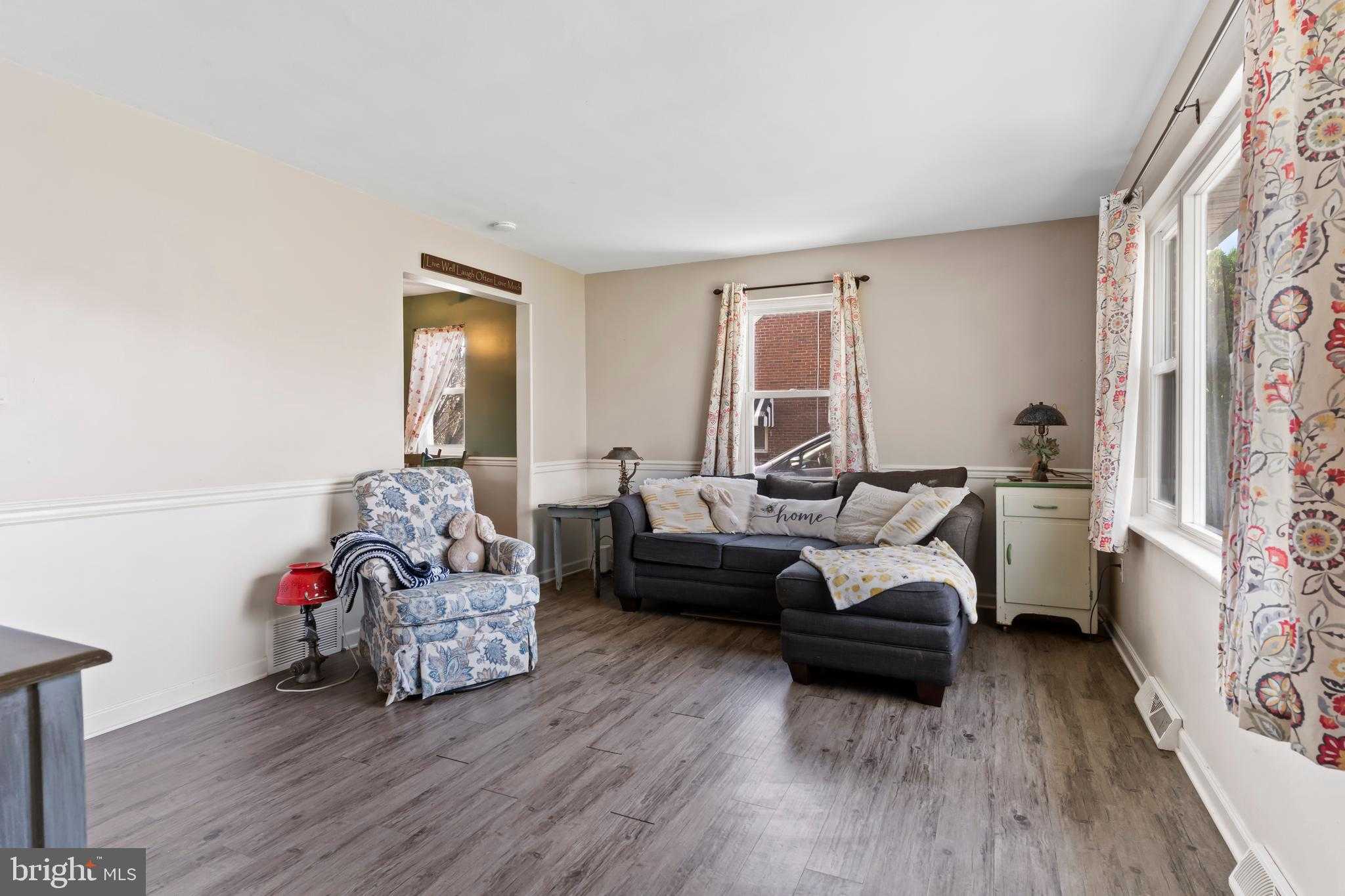 2691 Spring Rd photo 9