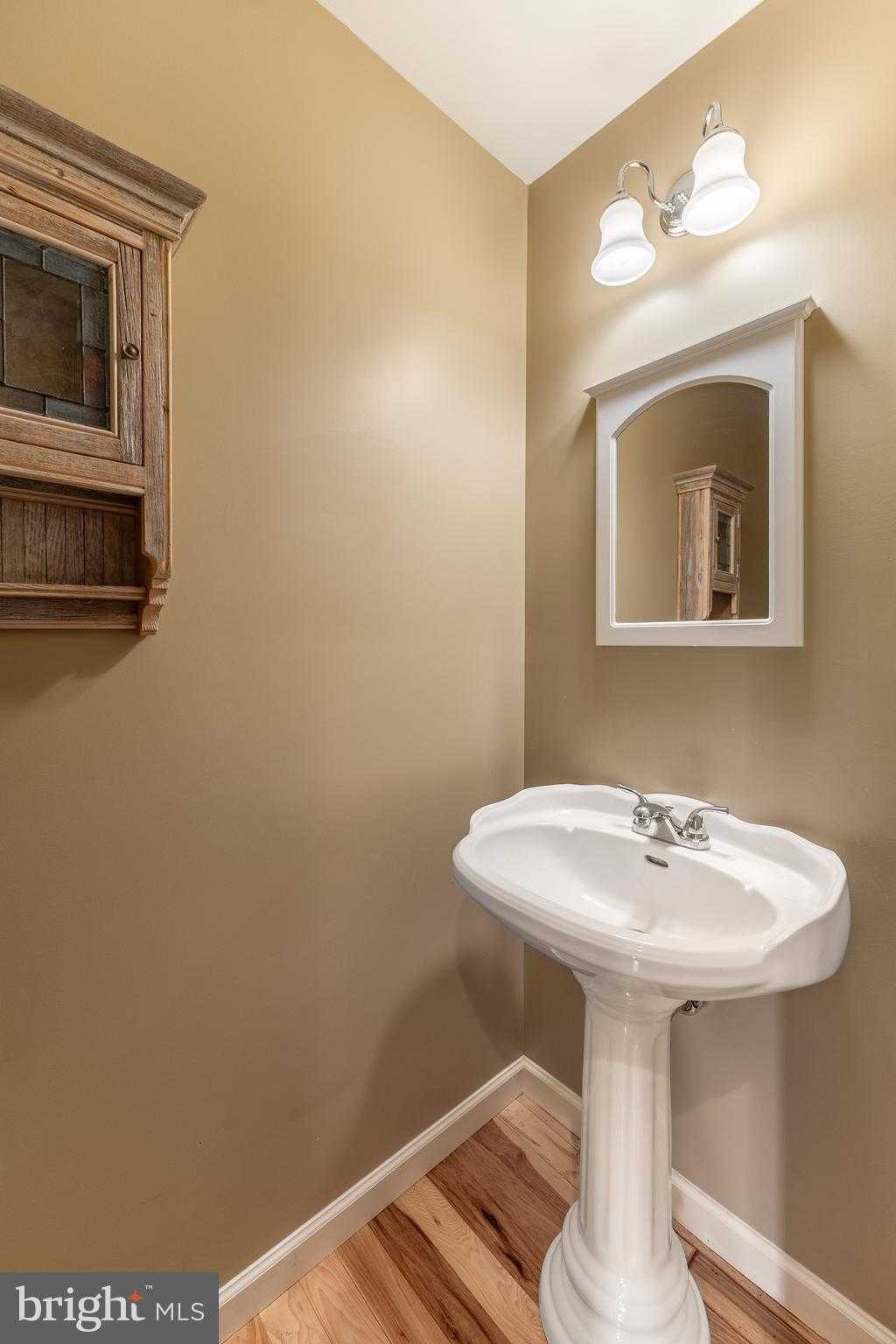 109 Skyview Dr photo 15