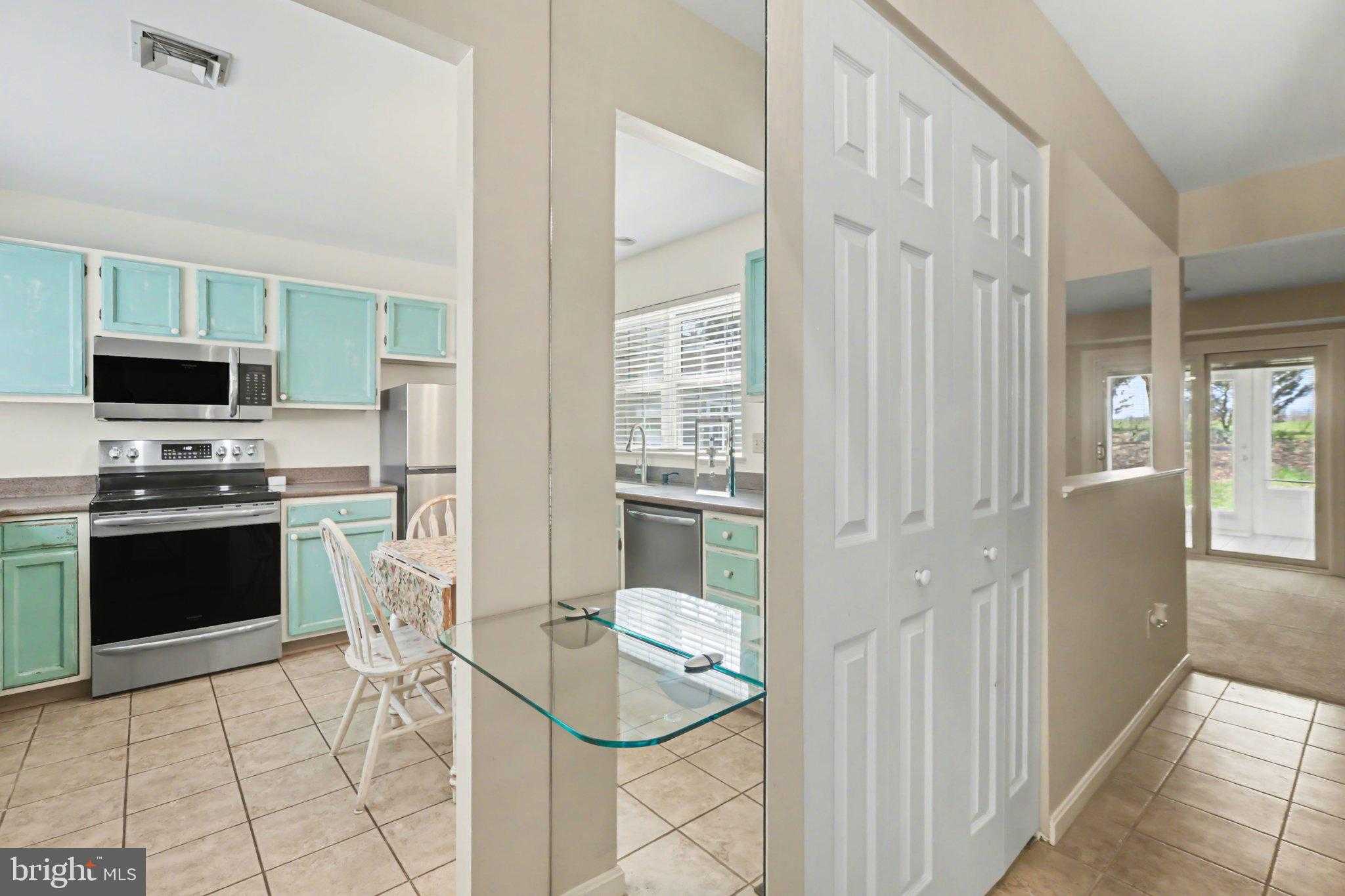 1829 Wexford Rd photo 3