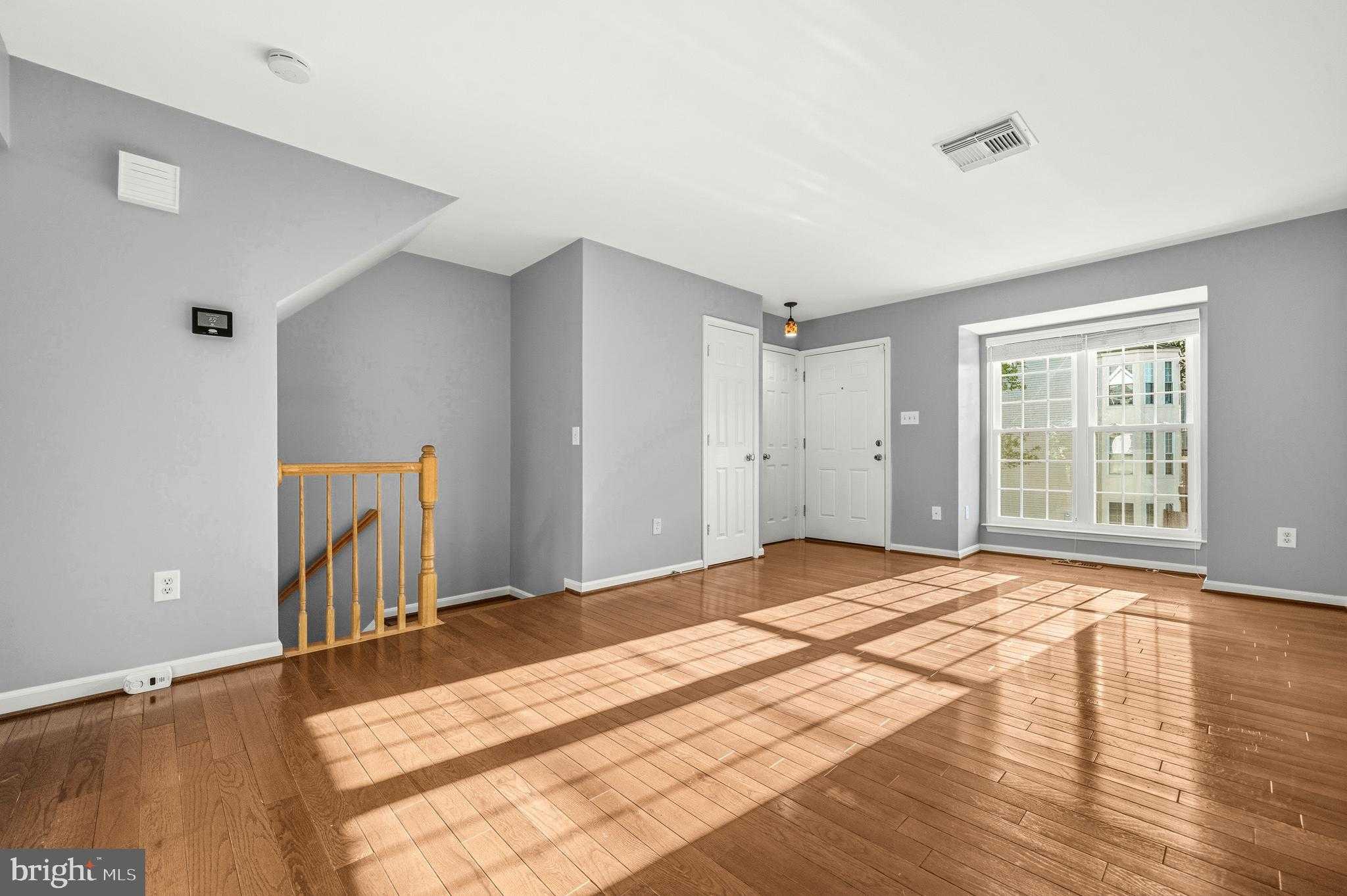 8547 Towne Manor CT photo 6