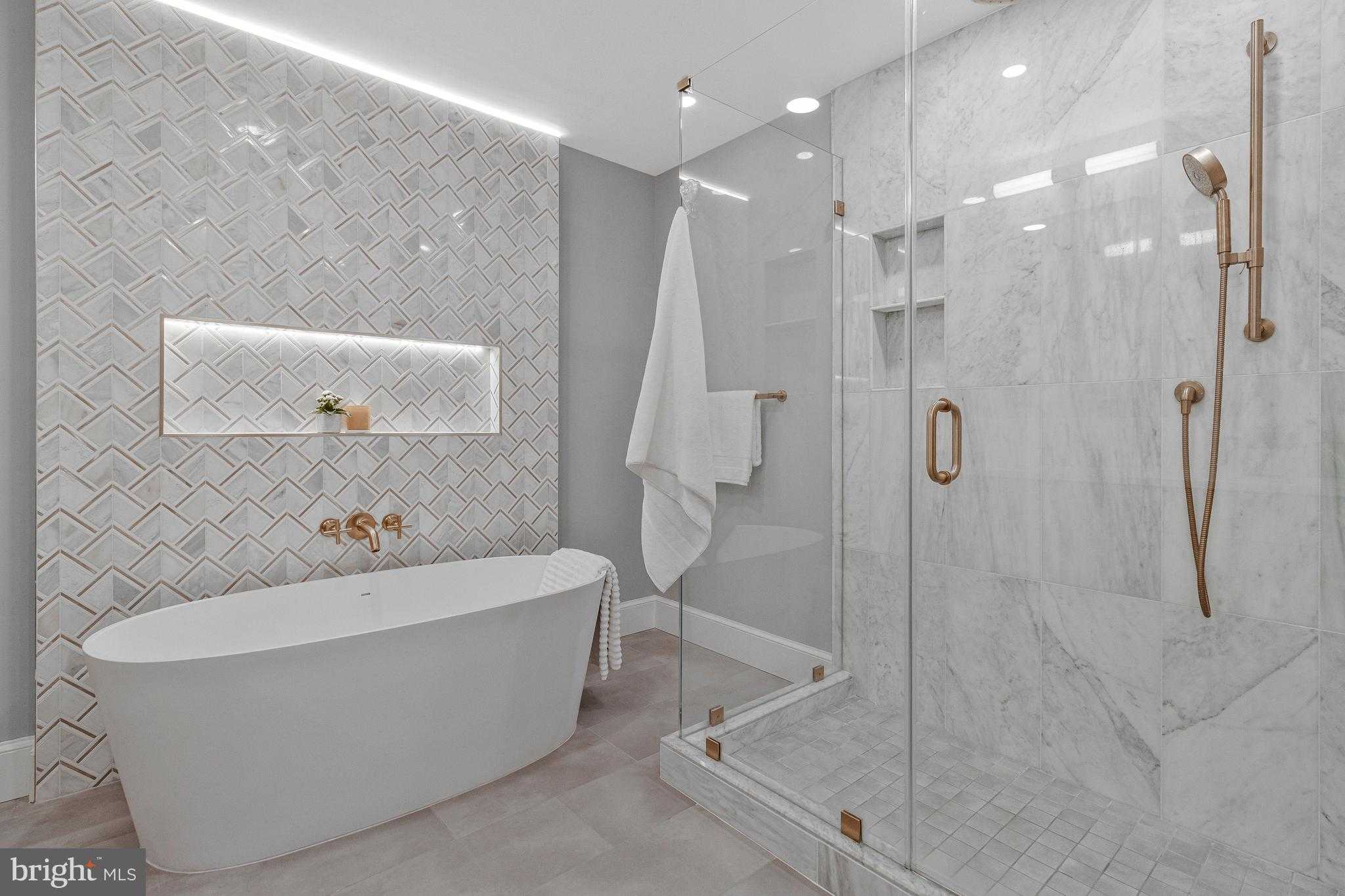 816 S Pitt St photo 55